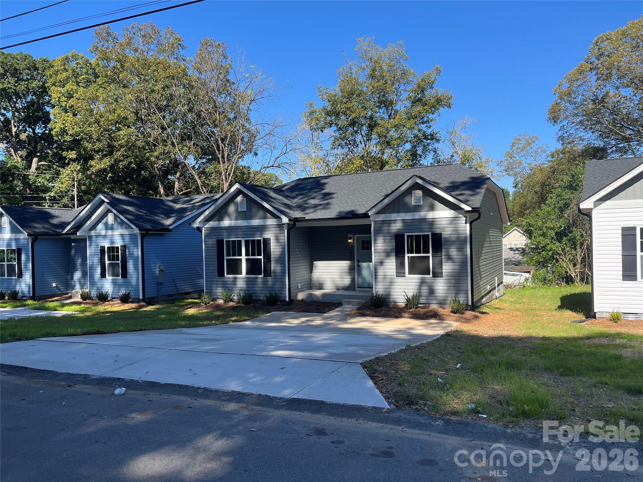 1326 Jay Avenue Property Photo 2