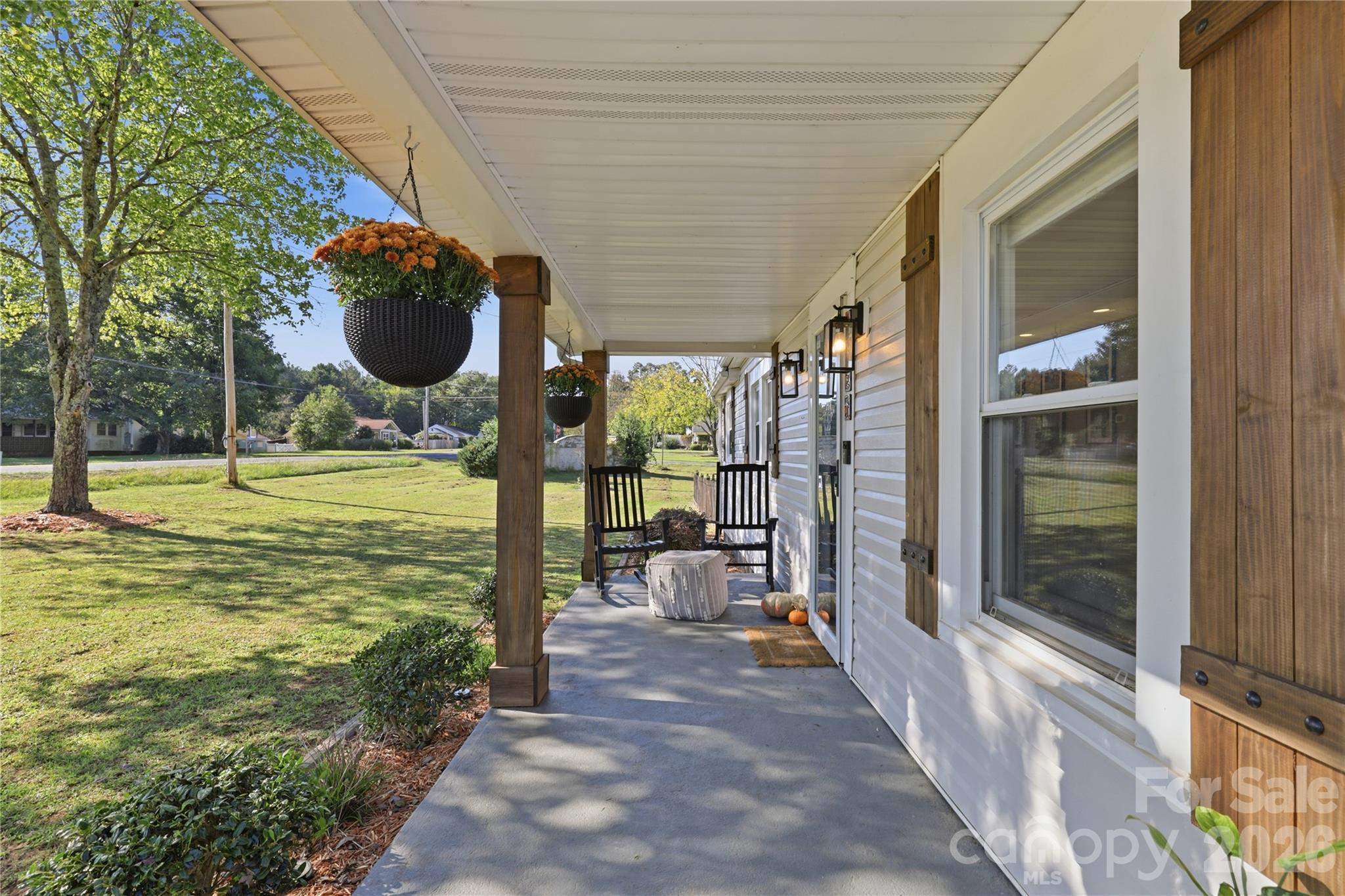 1825 Mollys Backbone Road Property Photo 22