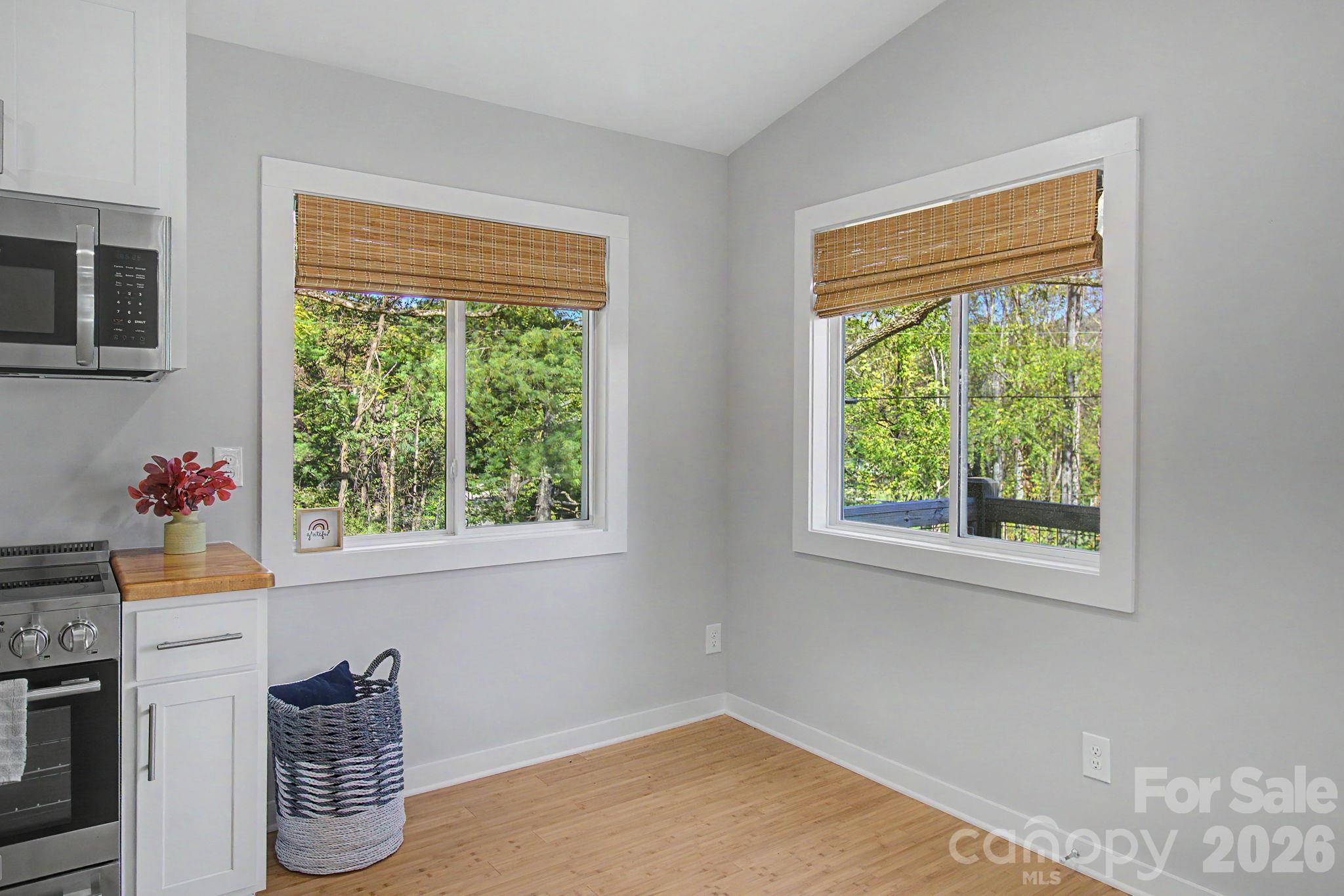 105 Escape Drive Property Photo 9