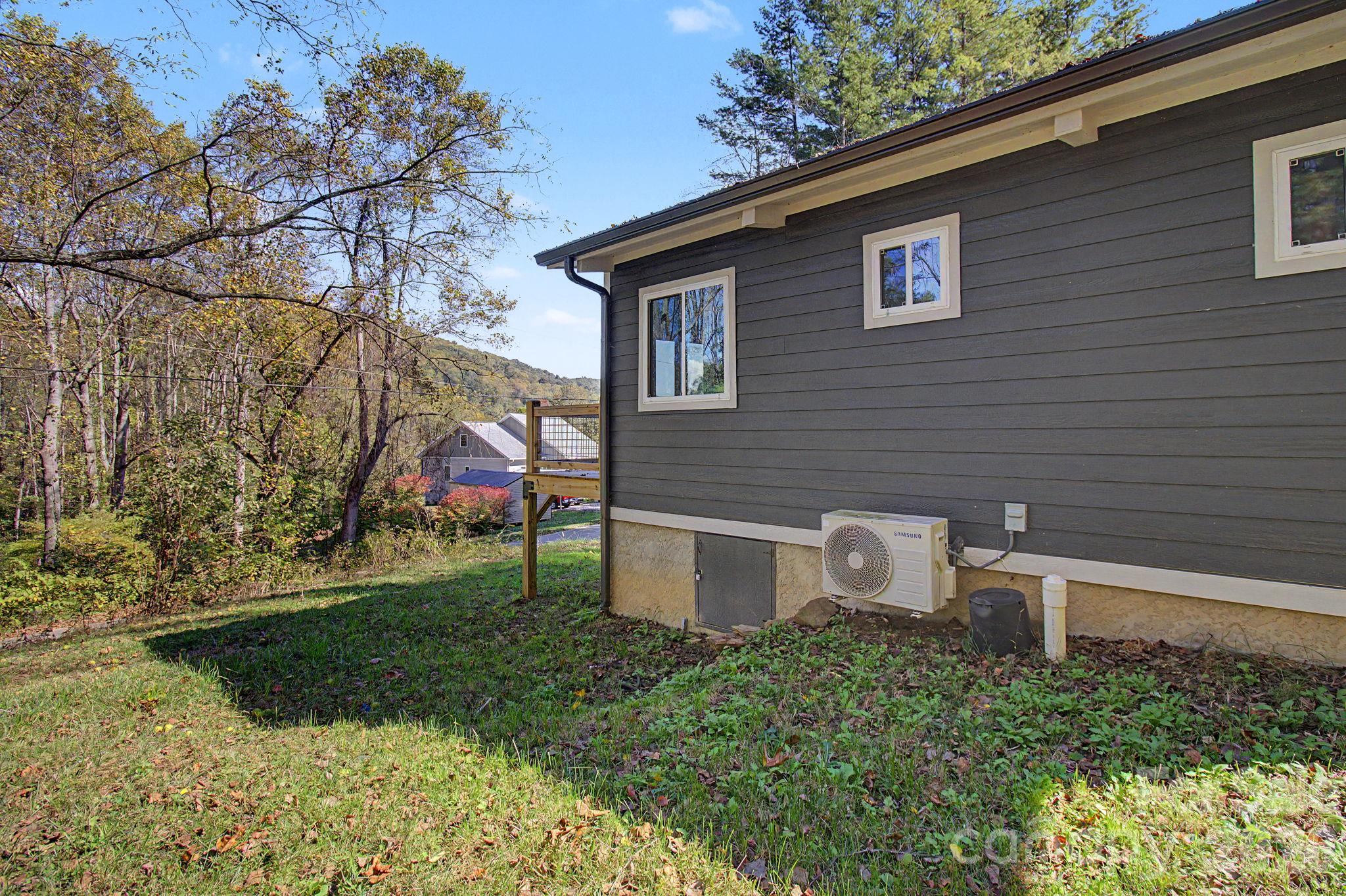 105 Escape Drive Property Photo 31