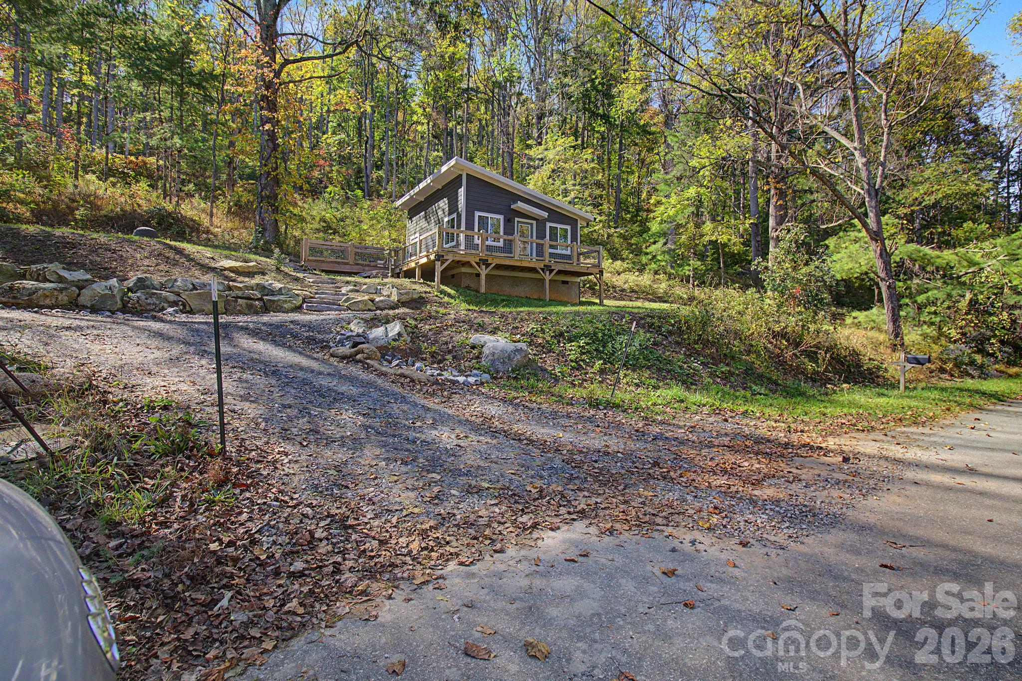 105 Escape Drive Property Photo 38