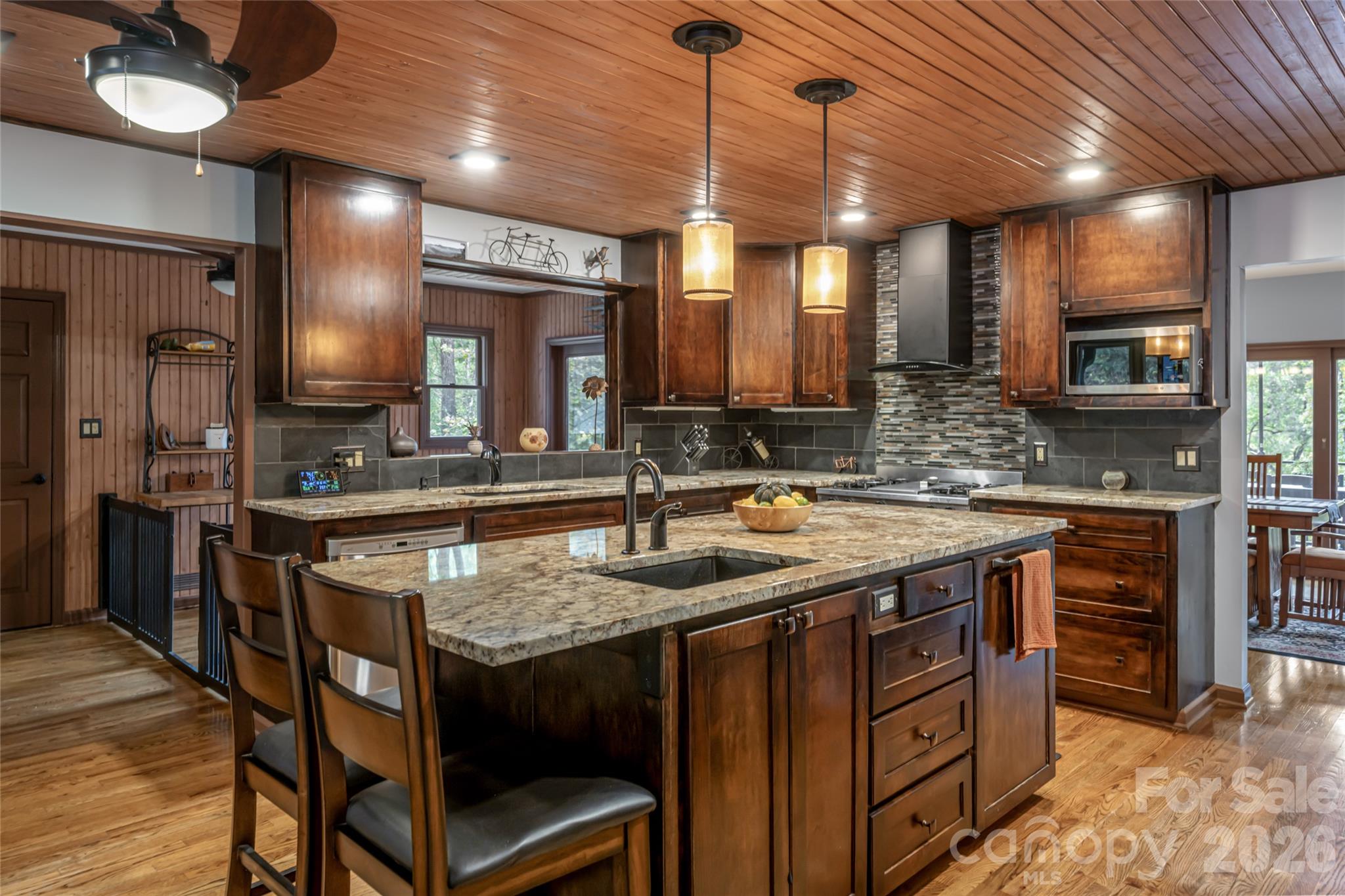 364 Lynn Cove Road Property Photo 16