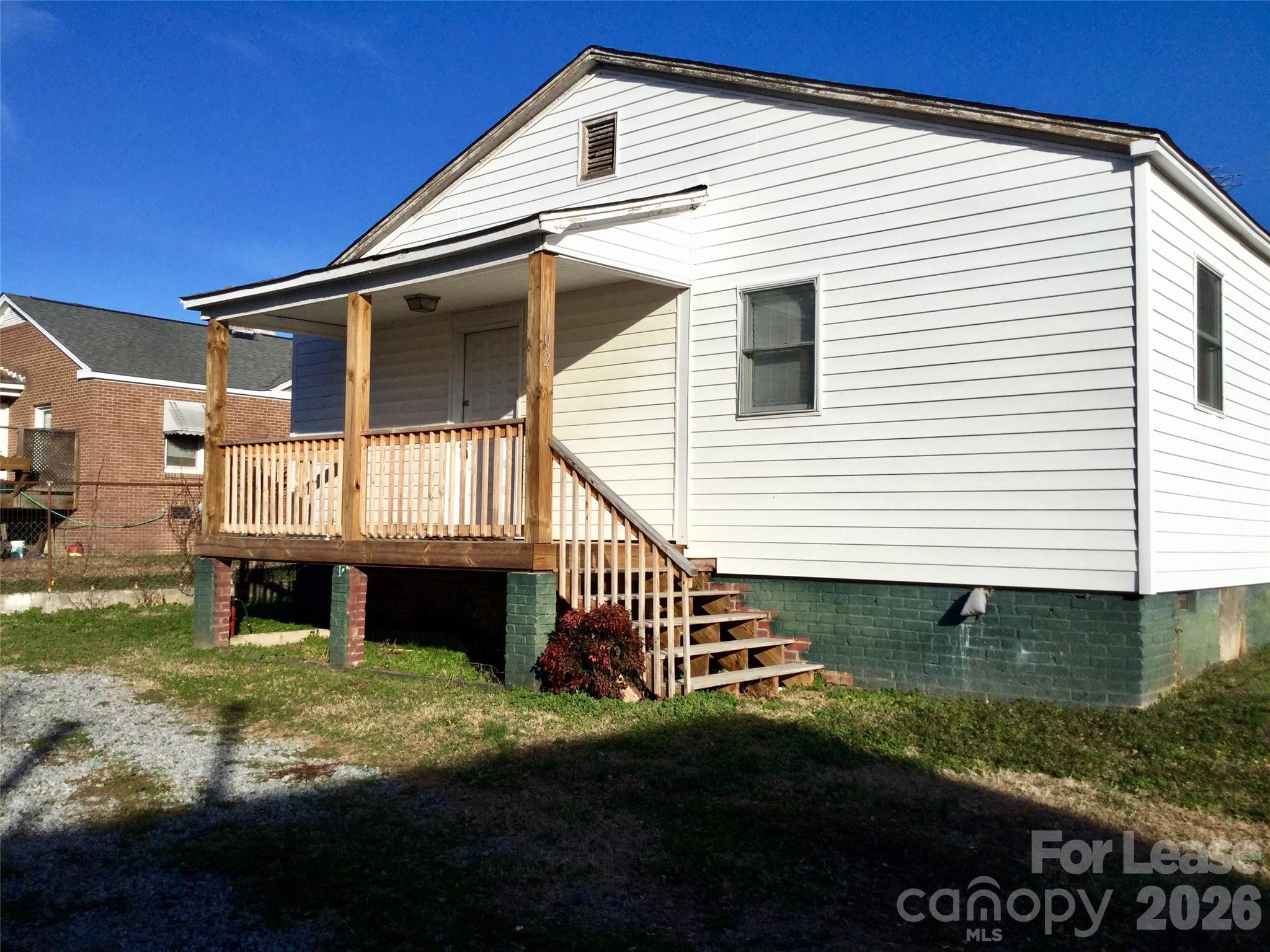 102 Springs Street Property Photo 1