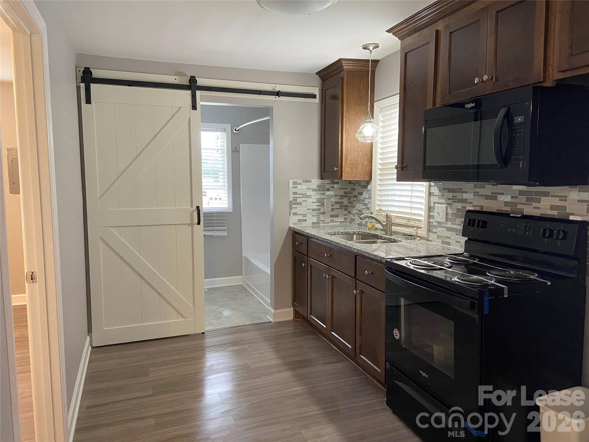 102 Springs Street Property Photo 3