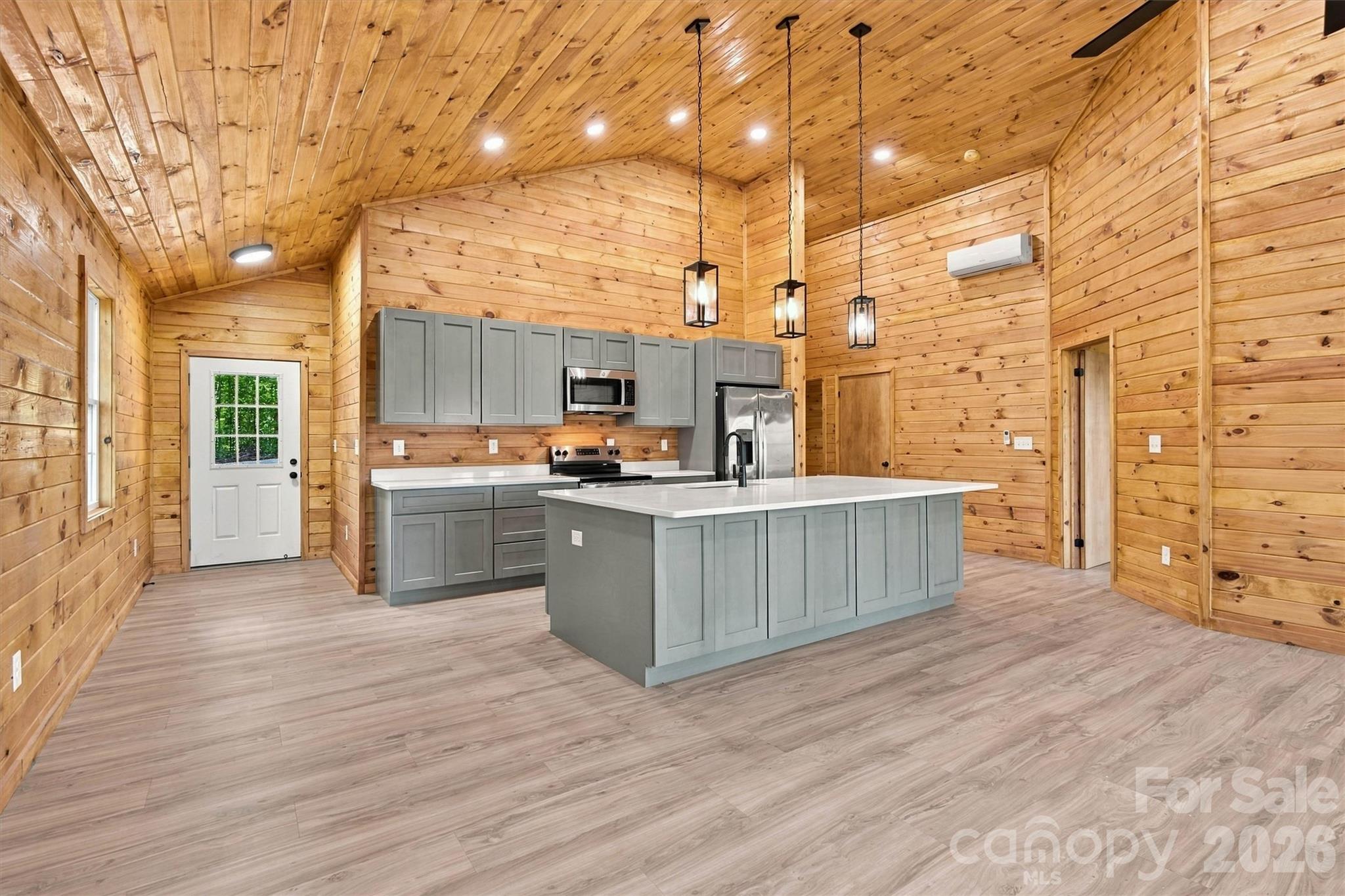 3530 Dogwood Lane Property Photo 8