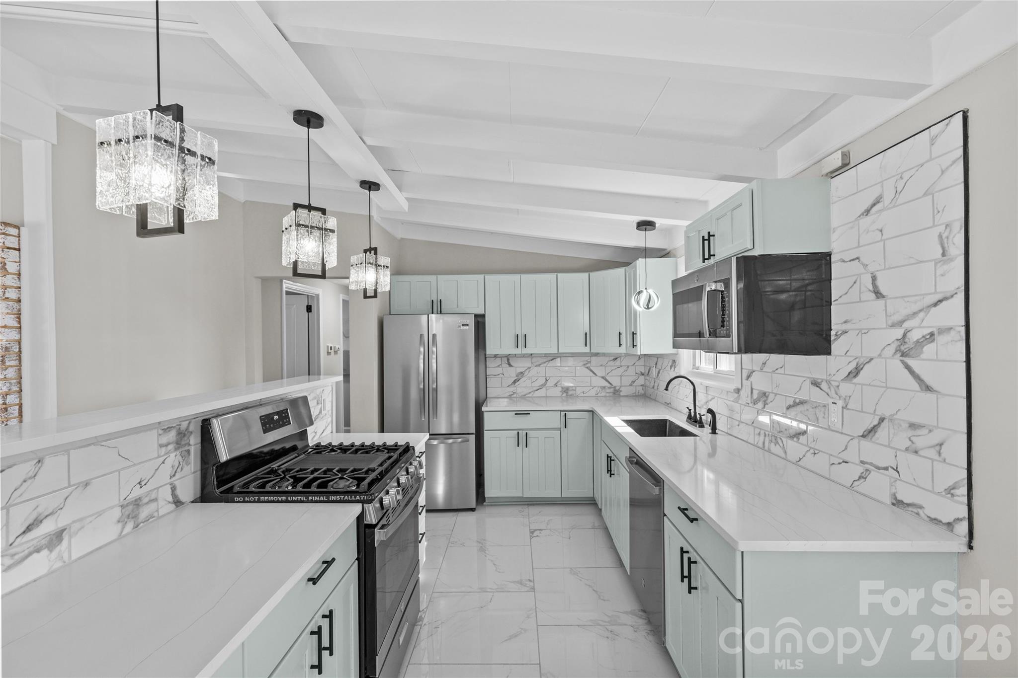 5426 Milford Road Property Photo 1