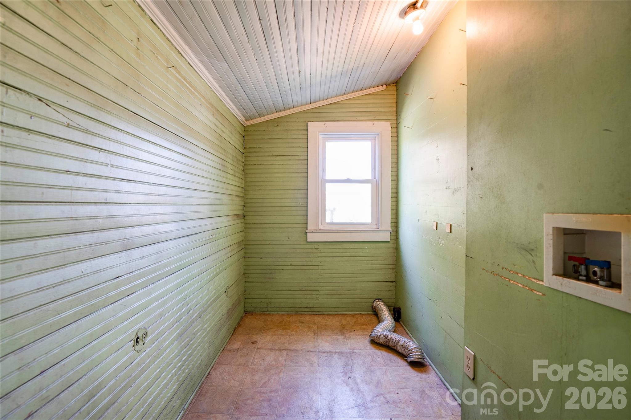 217 Lineberger Street Property Photo 12