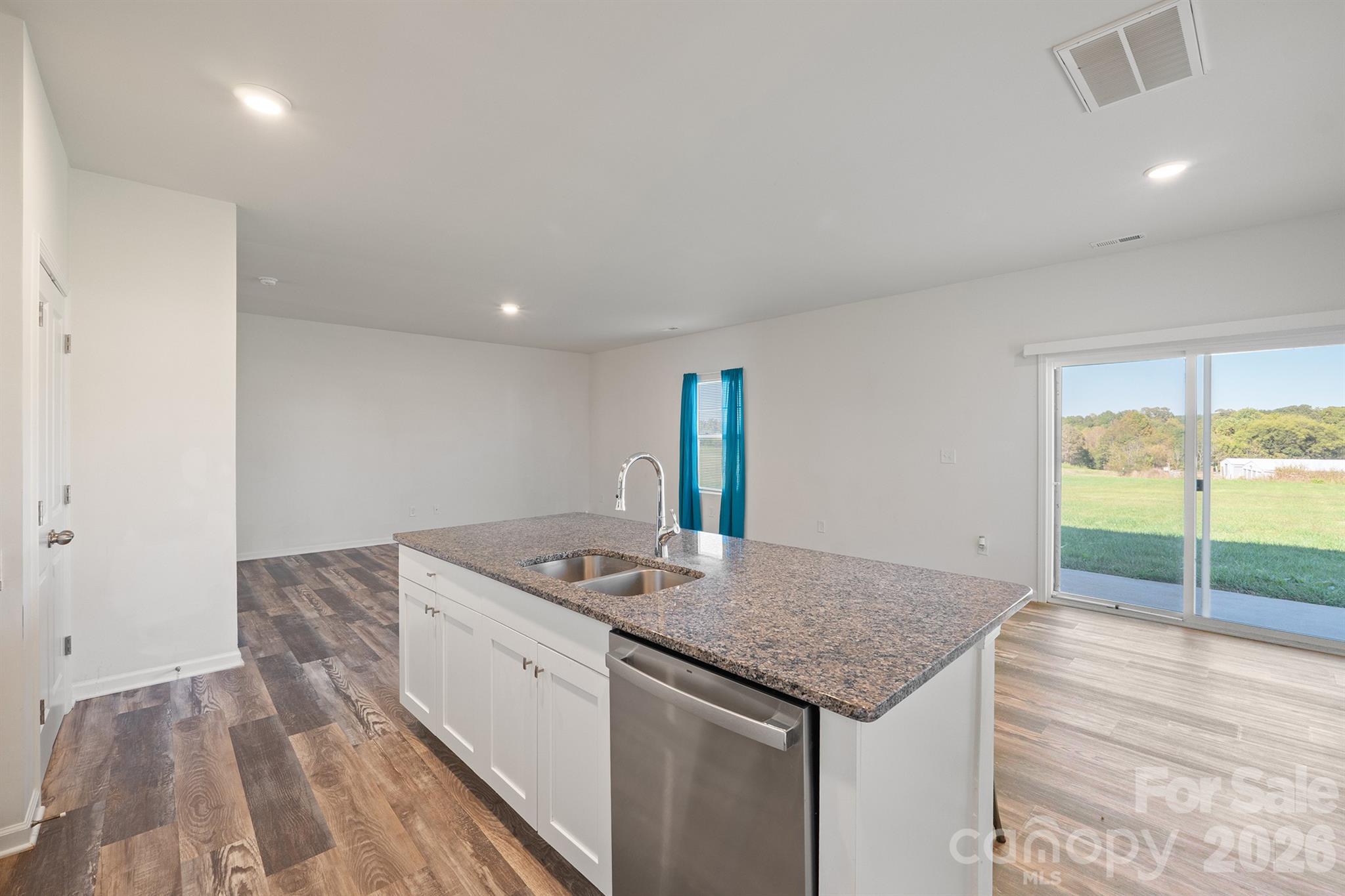5017 Ritchie Road Property Photo 12