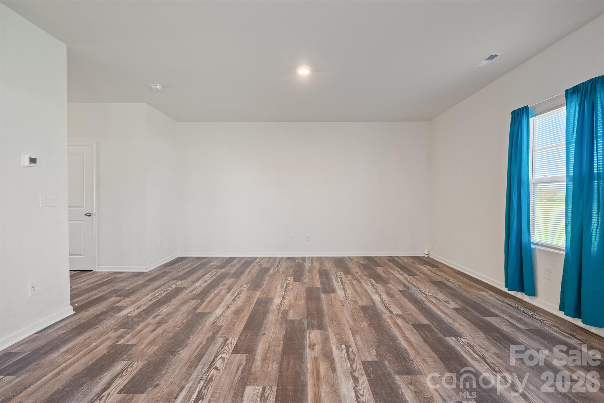 5017 Ritchie Road Property Photo 18