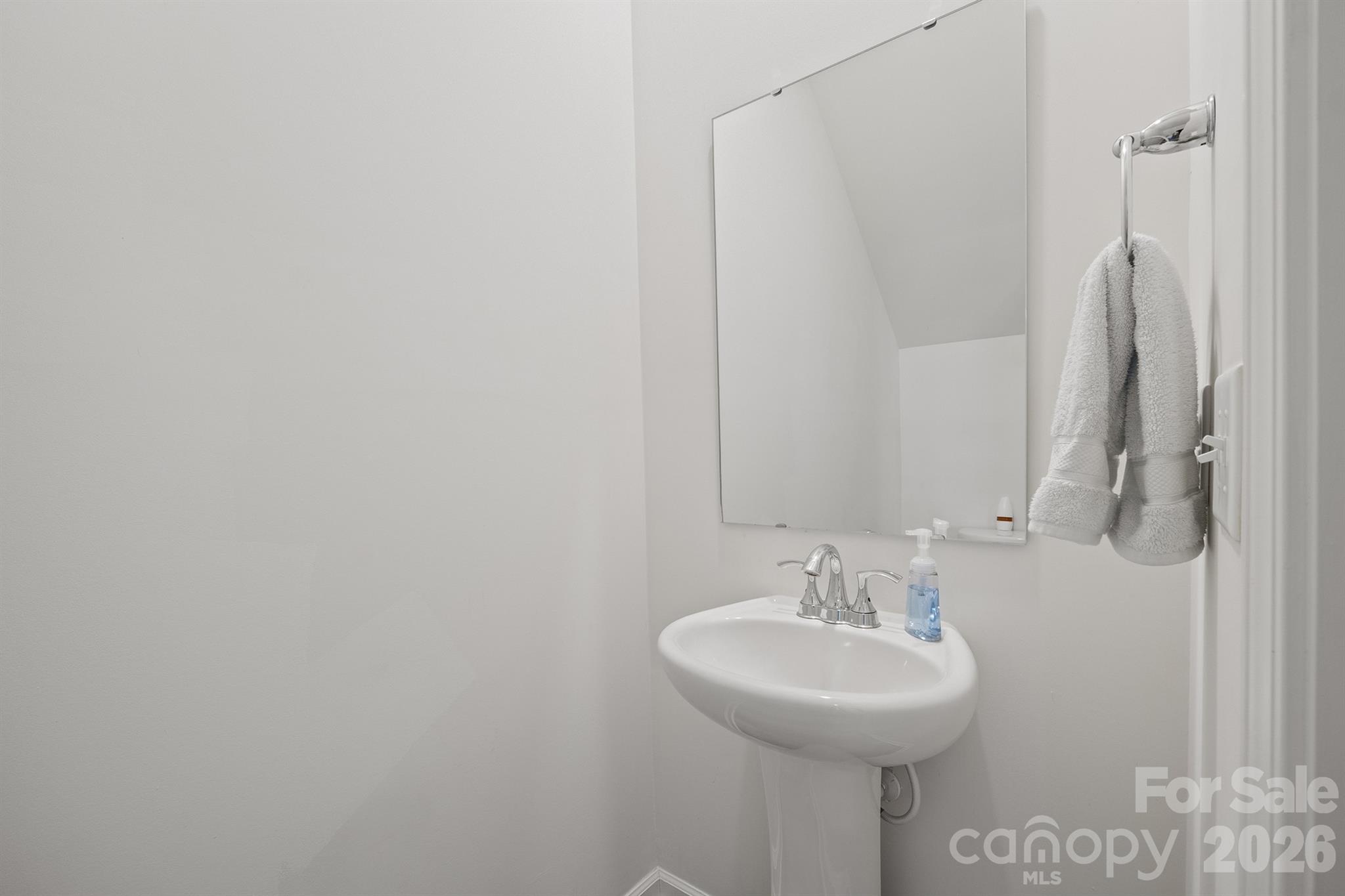 5017 Ritchie Road Property Photo 19