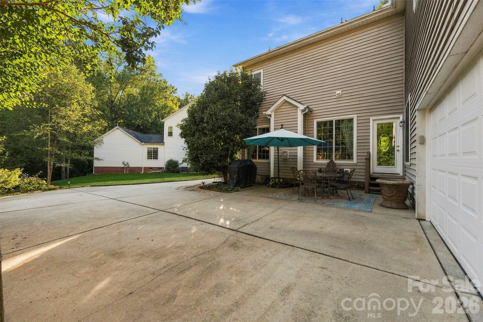 10639 Quarrier Drive Property Photo 40