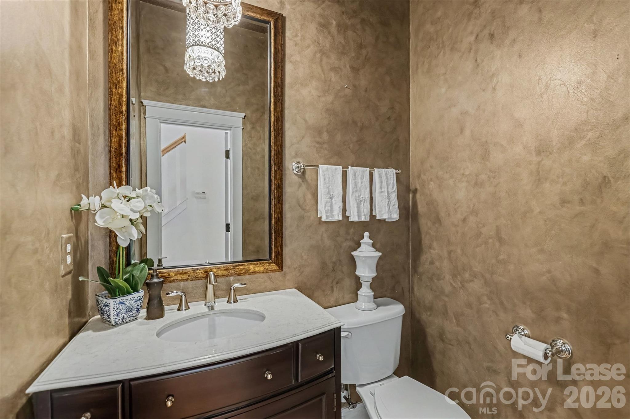 17505 Calverton Road Property Photo 22