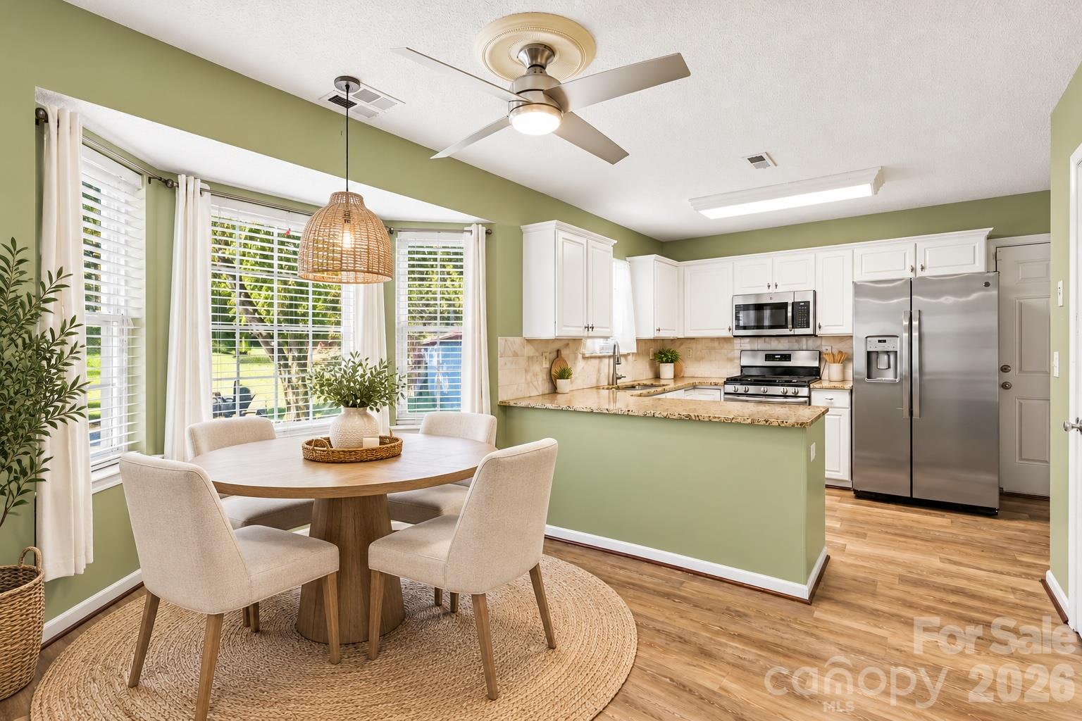 10008 Wild Dogwood Court Property Photo 5