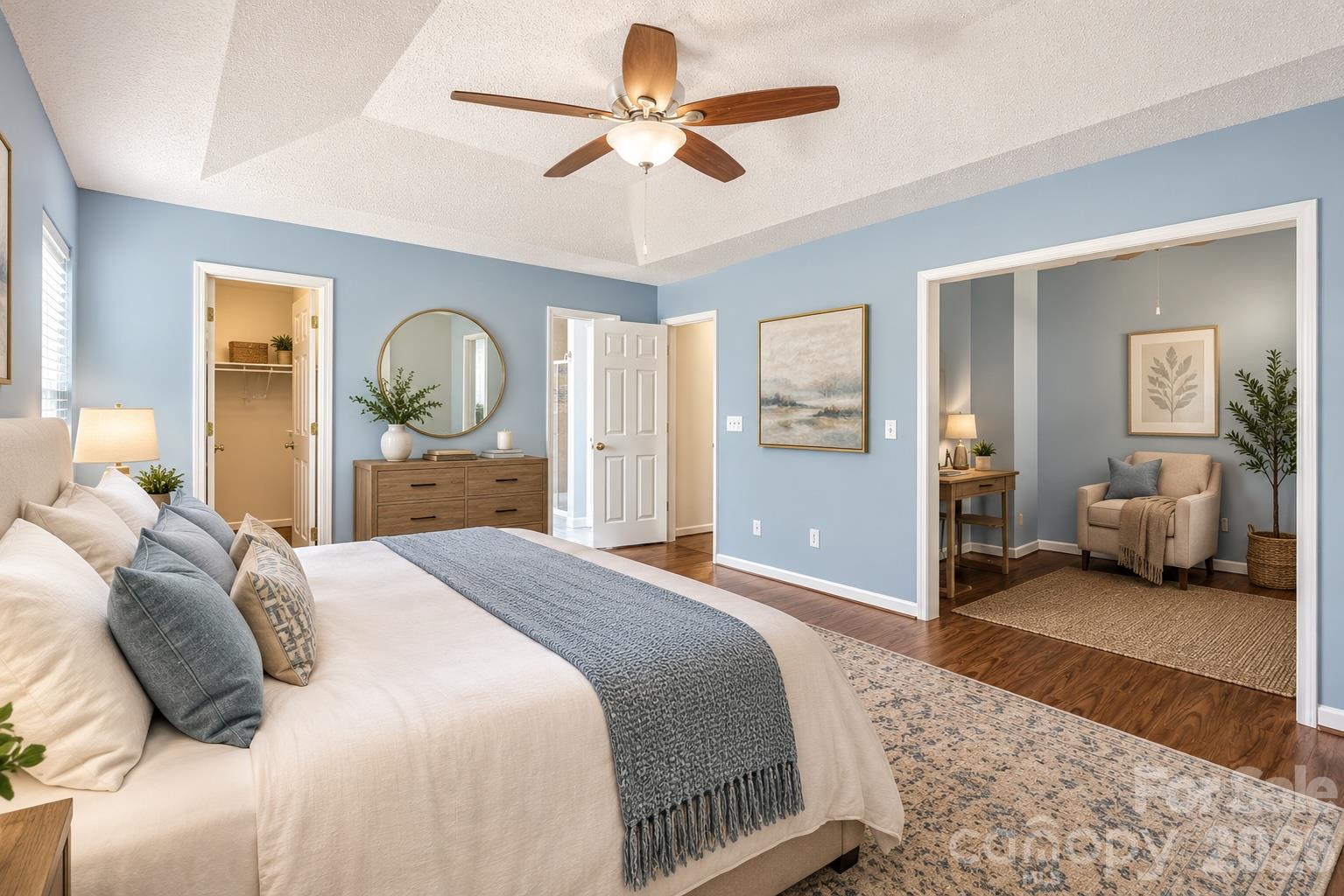 10008 Wild Dogwood Court Property Photo 6
