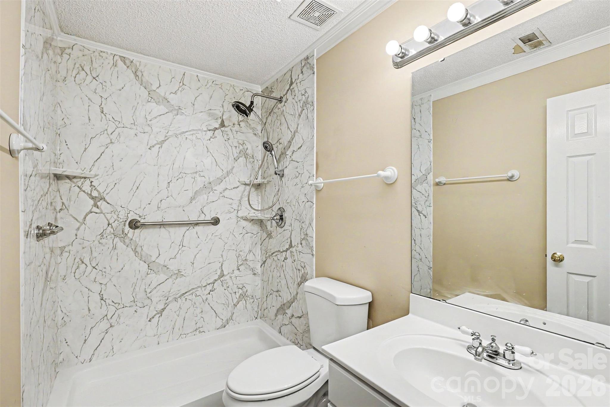 10008 Wild Dogwood Court Property Photo 18