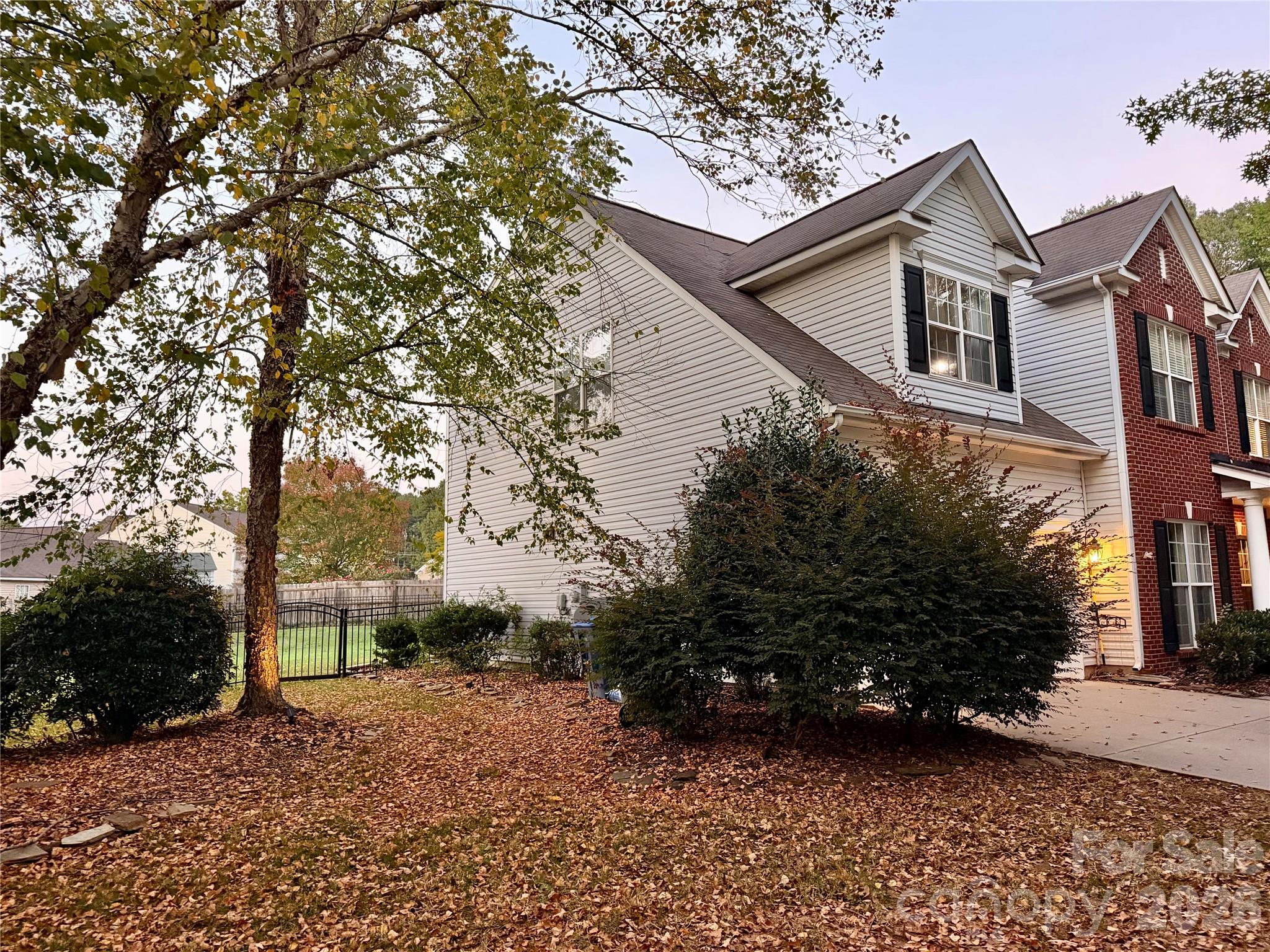 120 Centerpoint Drive Property Photo 4