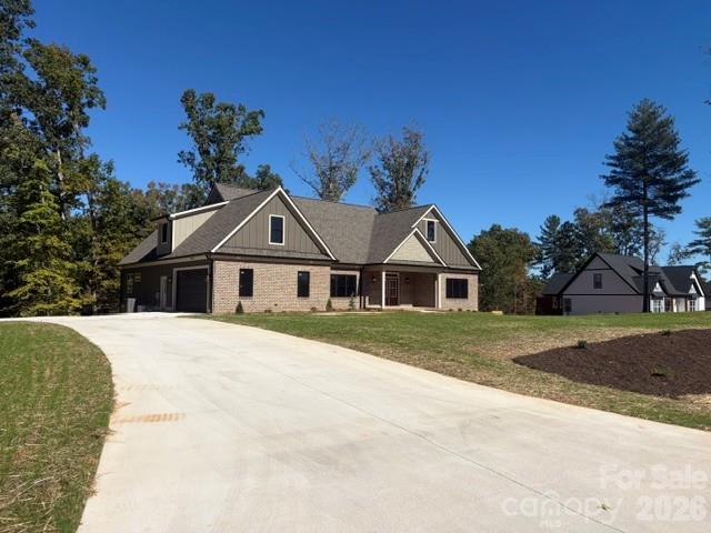 1041 Westward Drive Property Photo 1