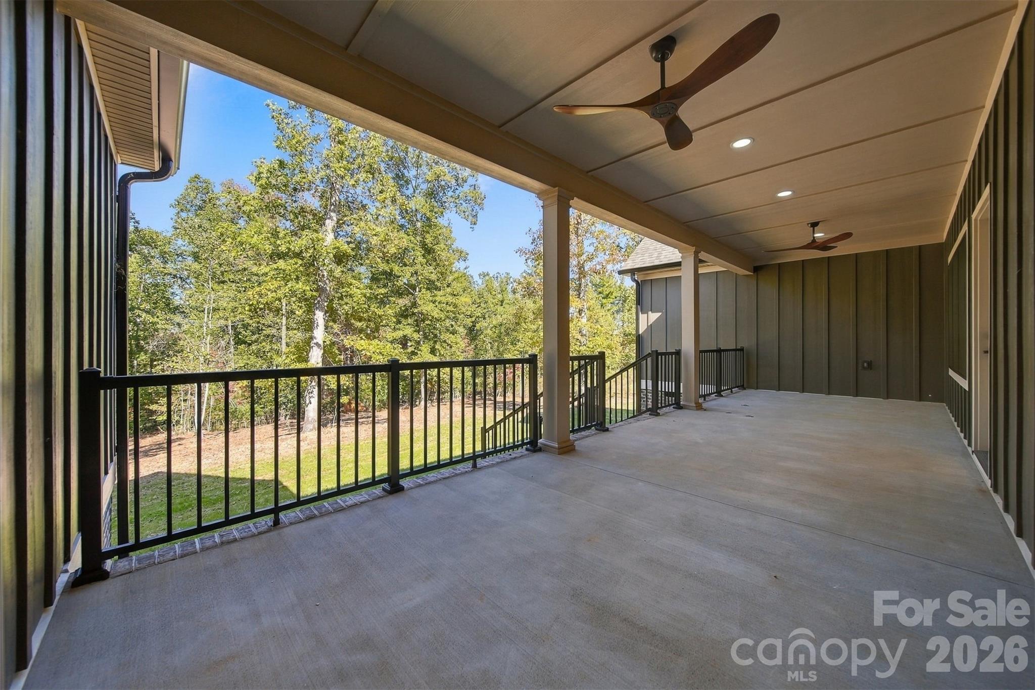 1041 Westward Drive Property Photo 6