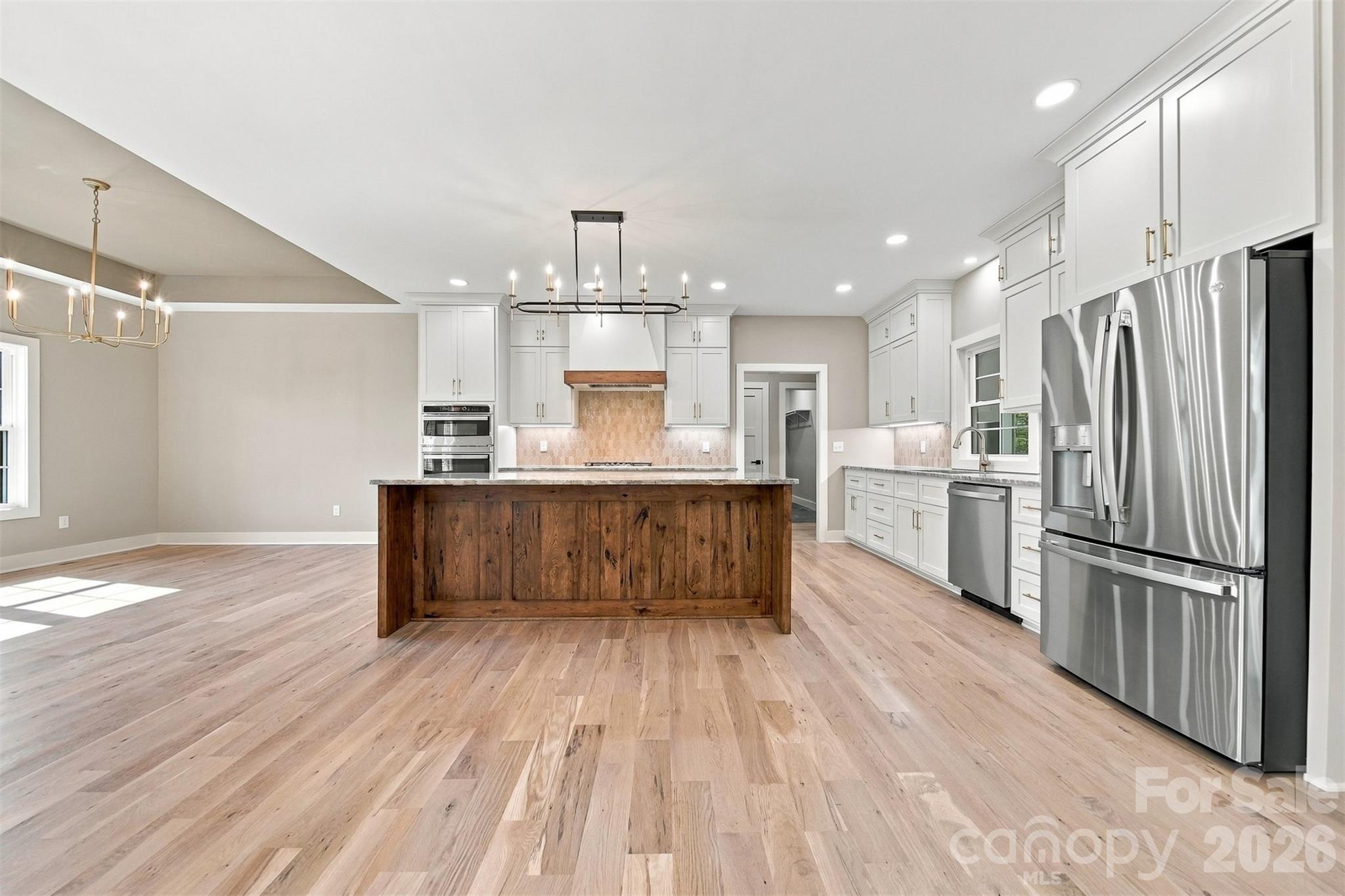 1041 Westward Drive Property Photo 18
