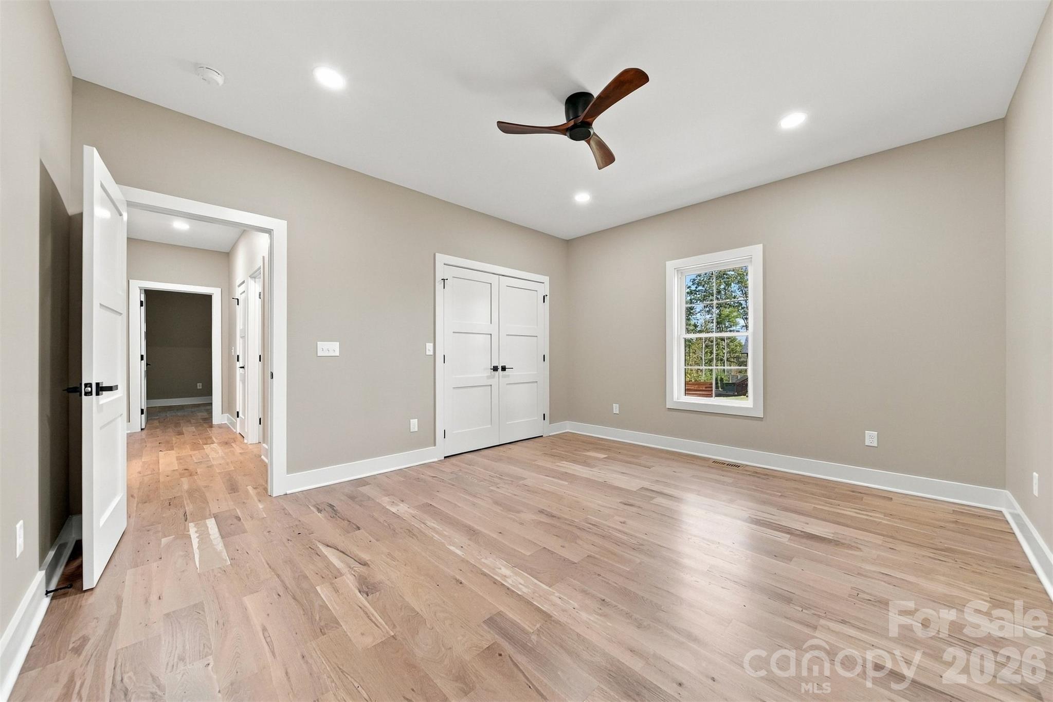 1041 Westward Drive Property Photo 33