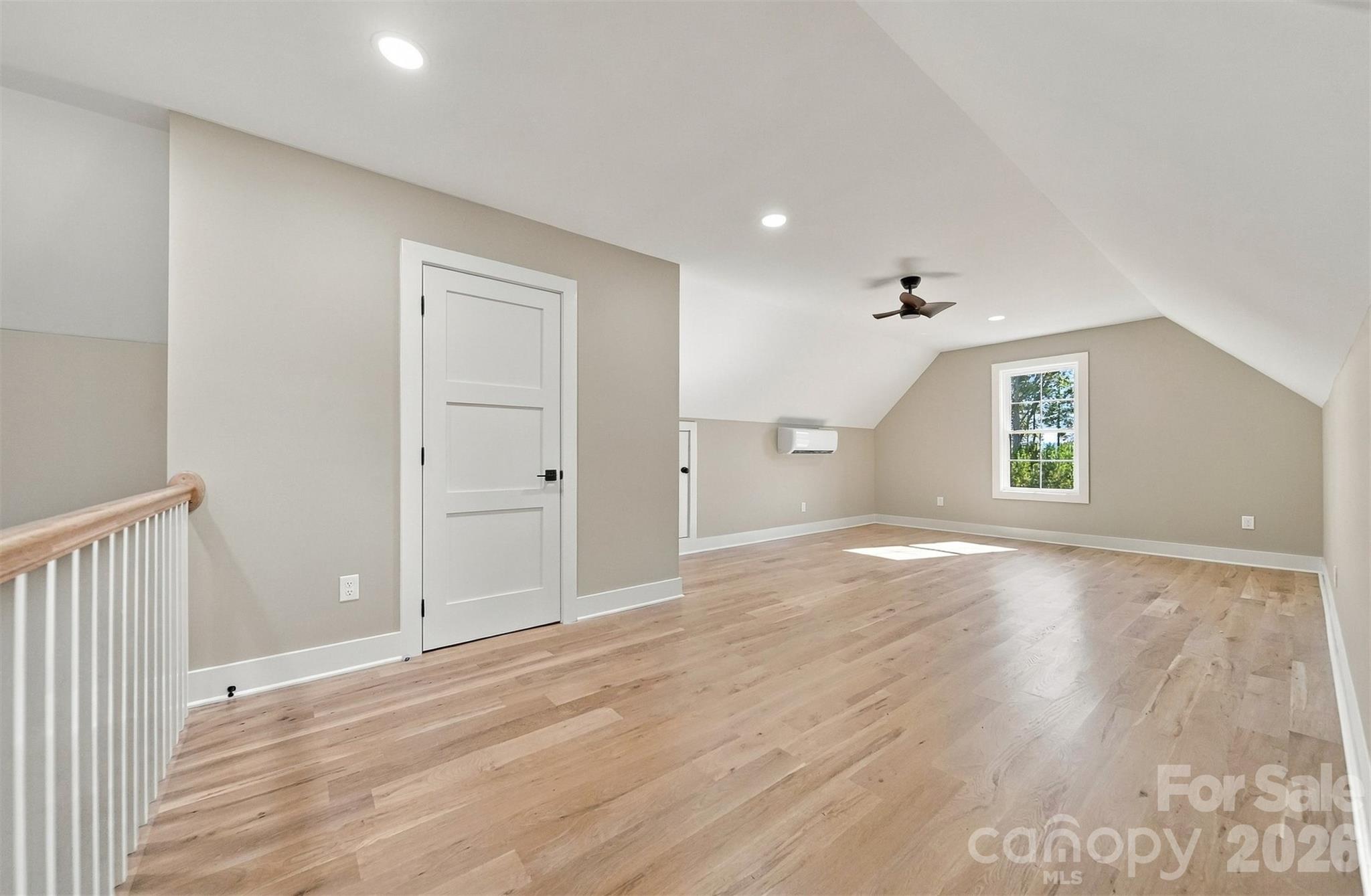 1041 Westward Drive Property Photo 36