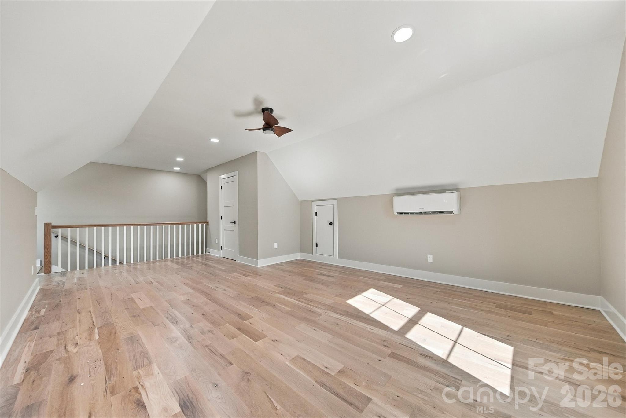 1041 Westward Drive Property Photo 37
