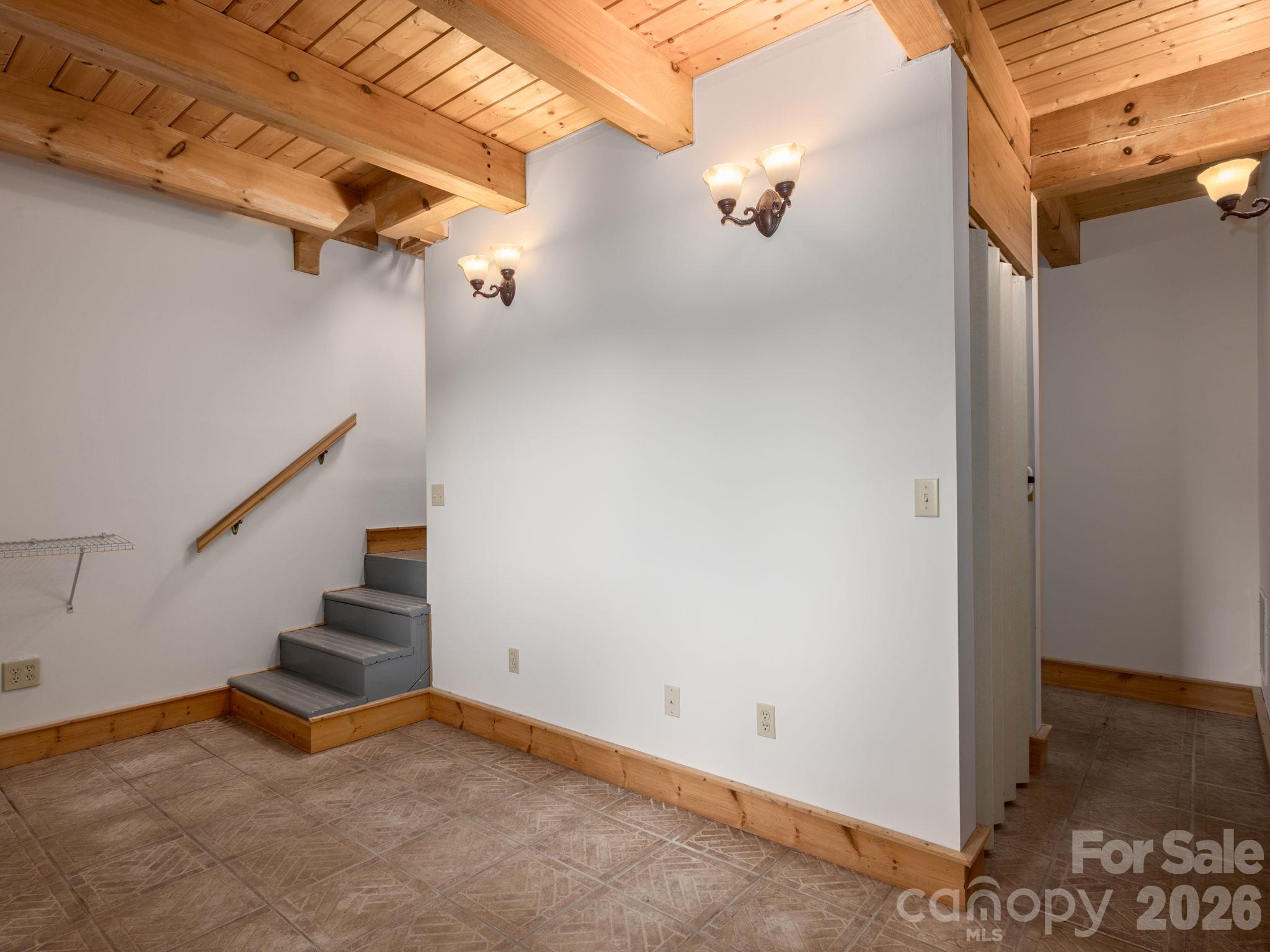 8 Edelweiss Lane Property Photo 19