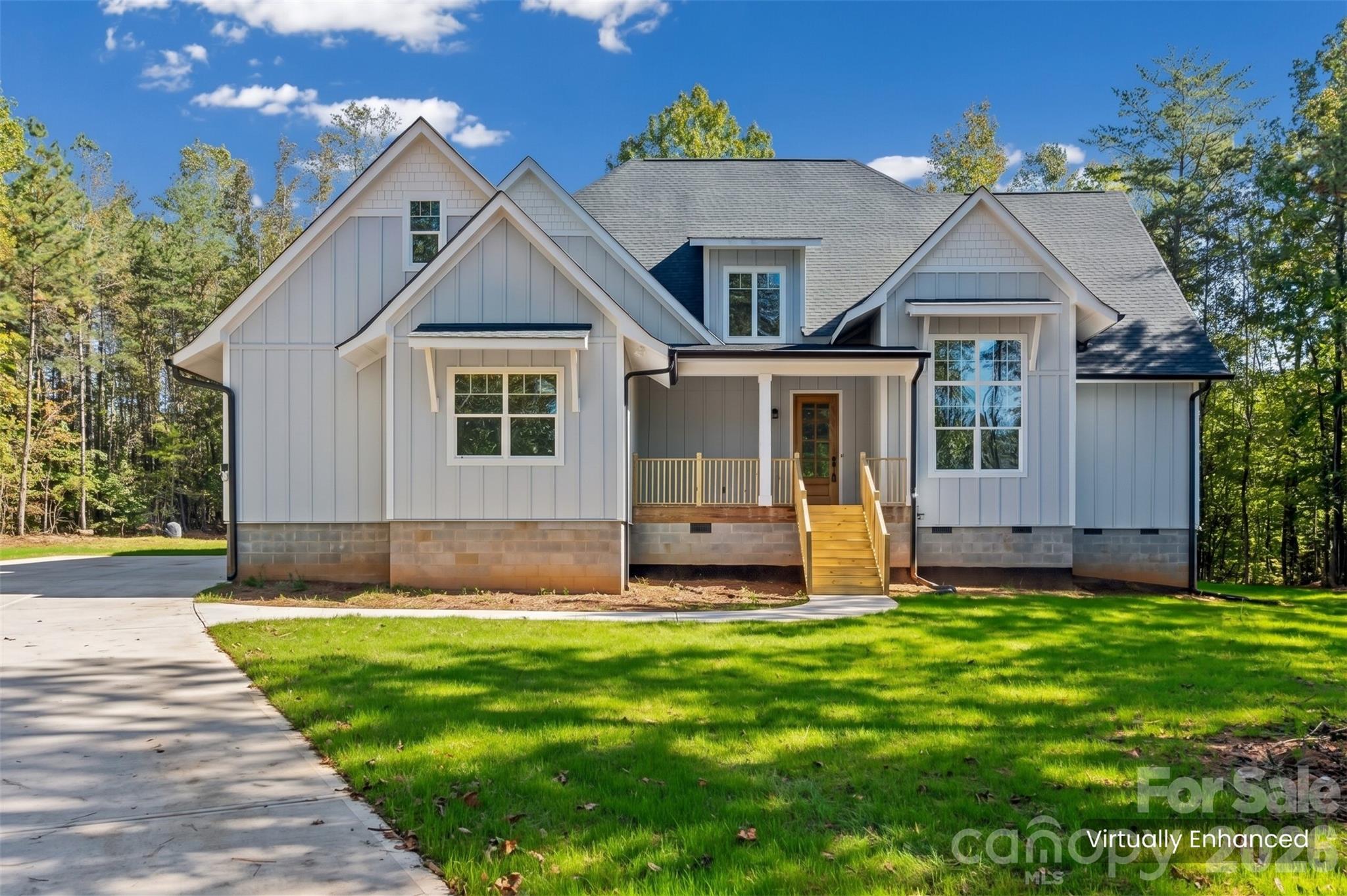 2621 Moon Creek Lane Property Photo 1