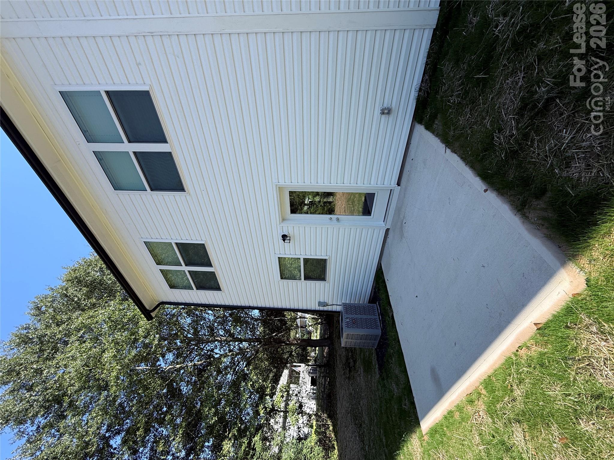2629 Crawford Avenue Property Photo 14