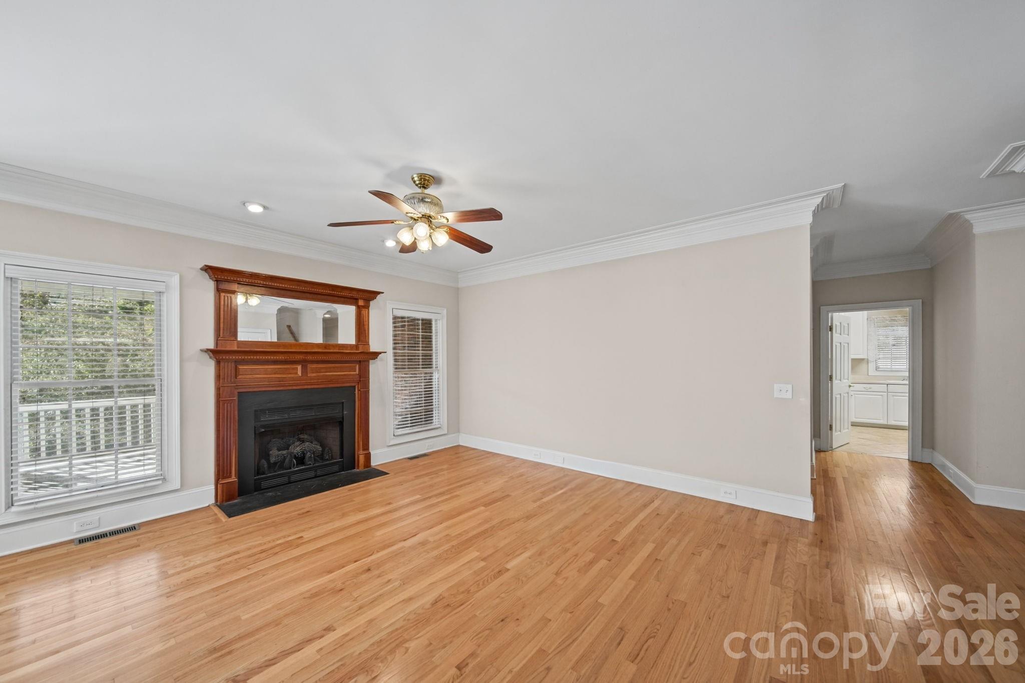 2793 Harlinsdale Drive Property Photo 12