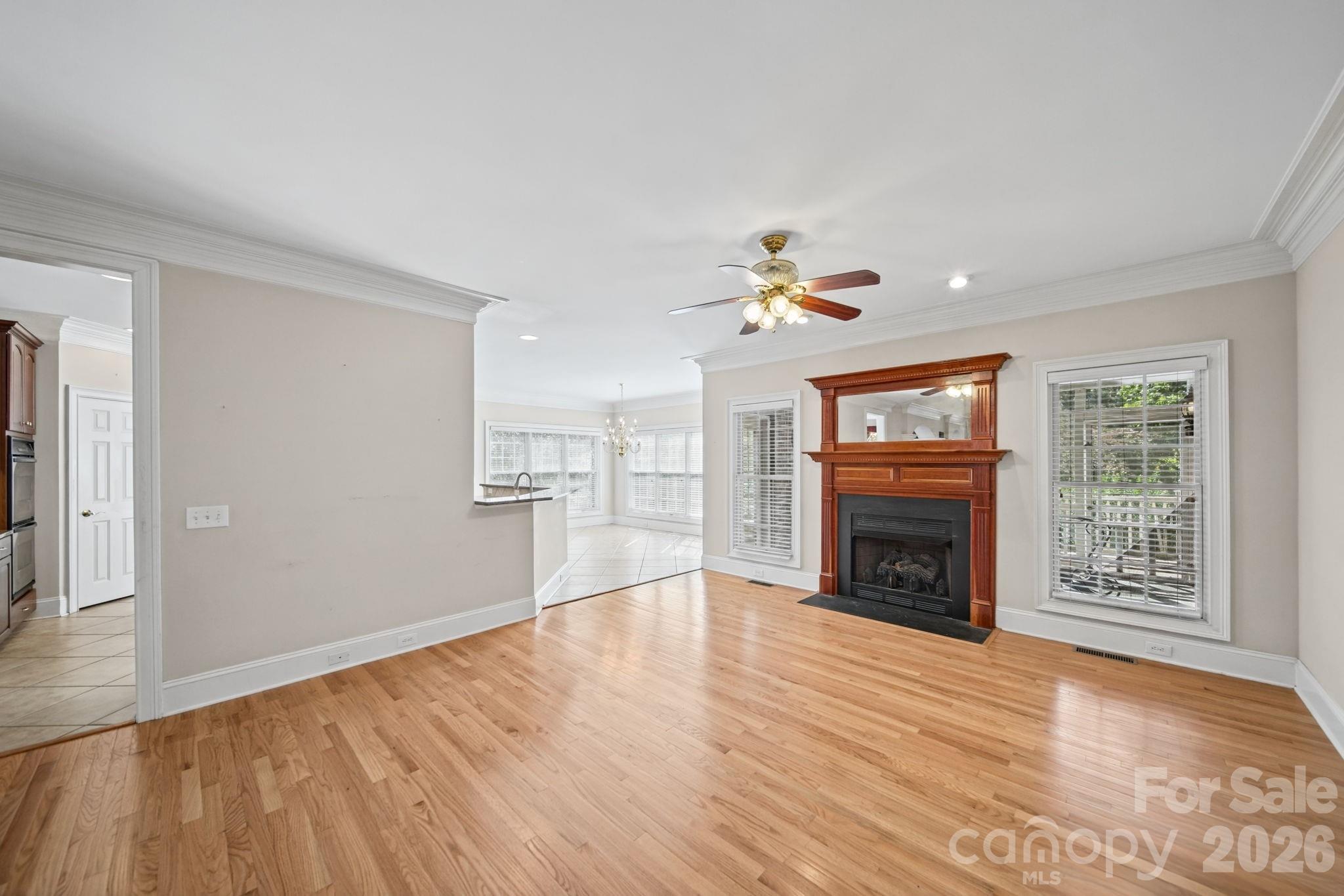 2793 Harlinsdale Drive Property Photo 13