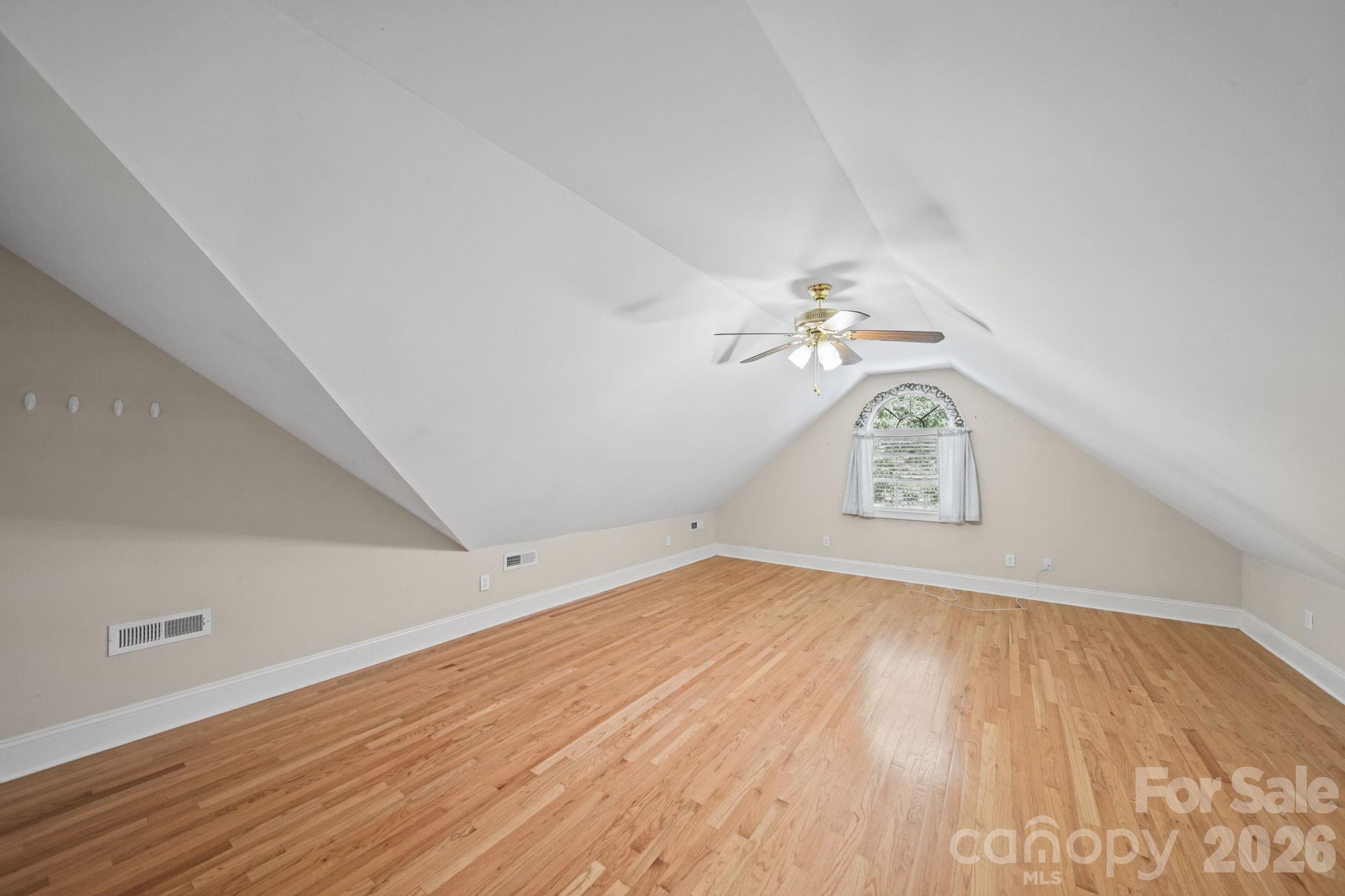 2793 Harlinsdale Drive Property Photo 25