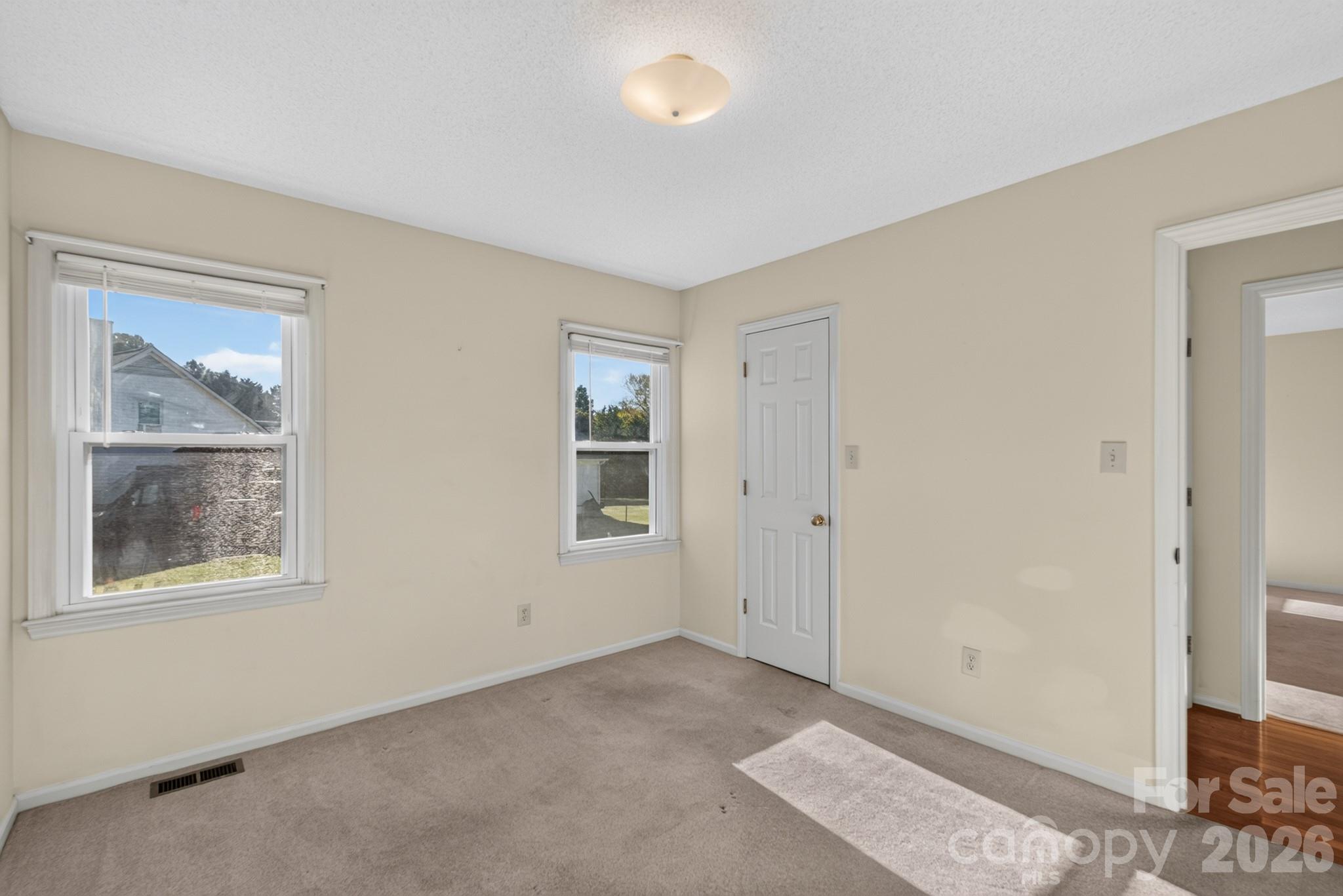 2035 Cardinal Hill Drive Property Photo 28