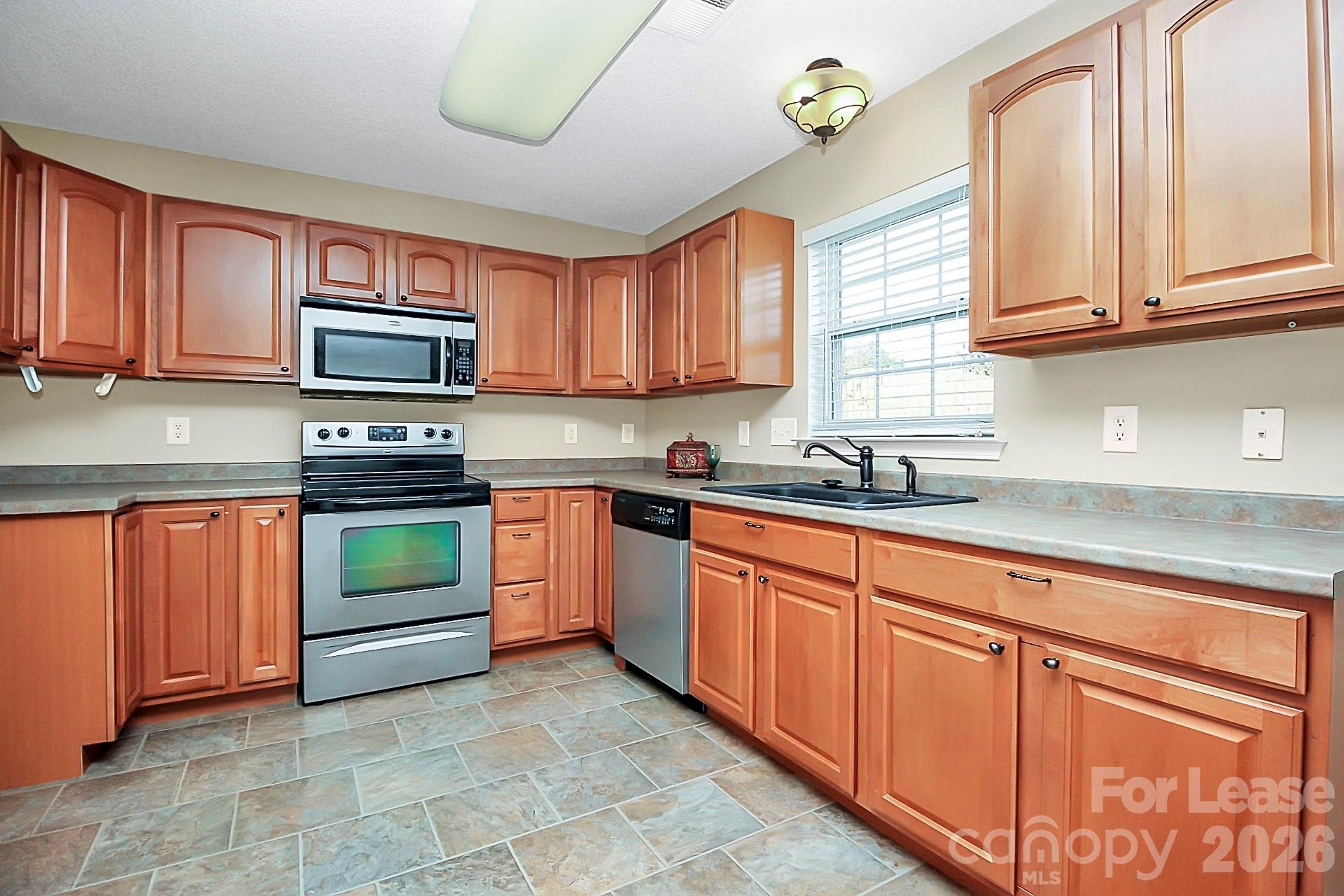 7115 Simbrah Way Property Photo 13