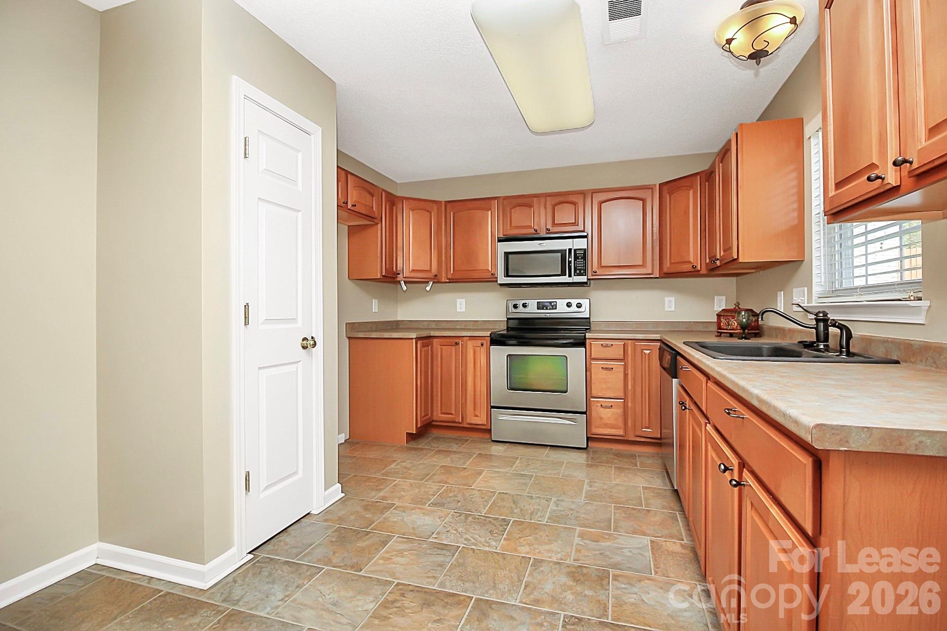 7115 Simbrah Way Property Photo 15