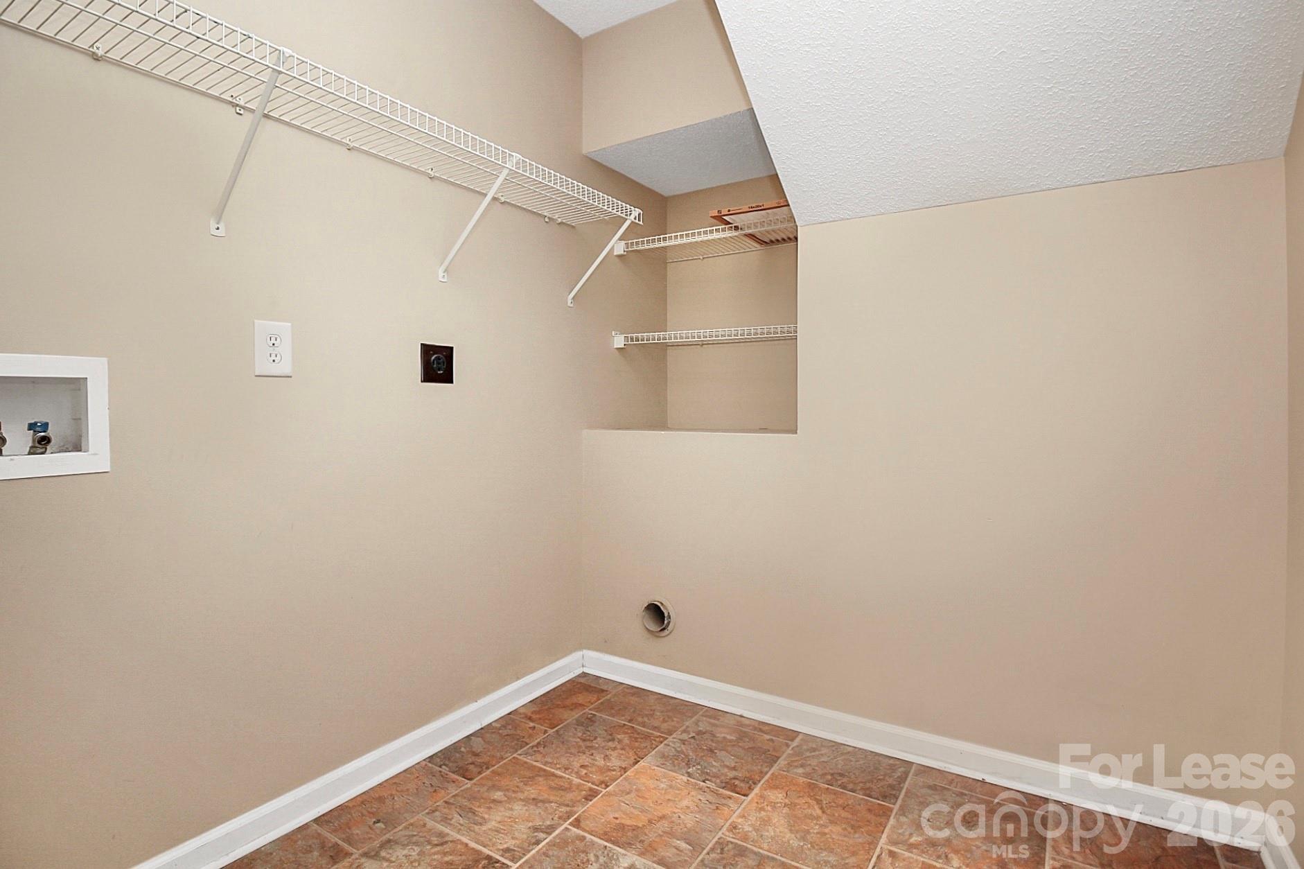 7115 Simbrah Way Property Photo 32