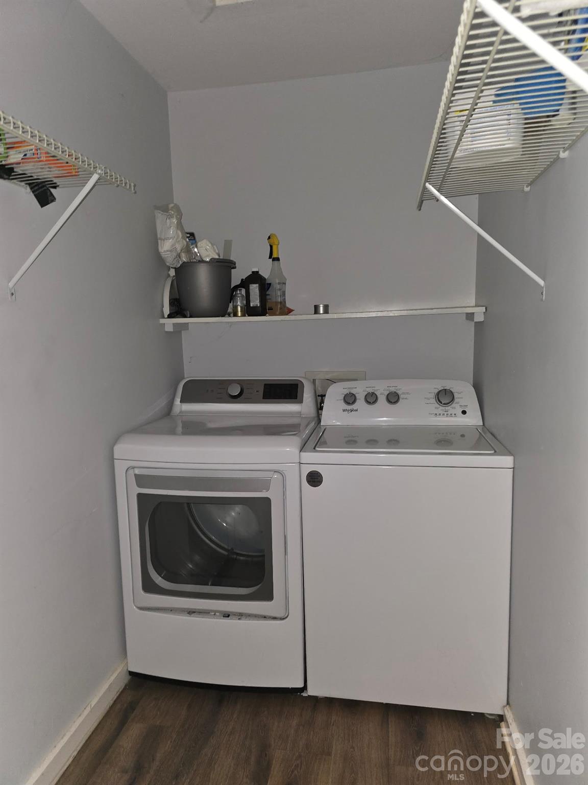 121 Carolina Drive 121/123 Property Photo 7