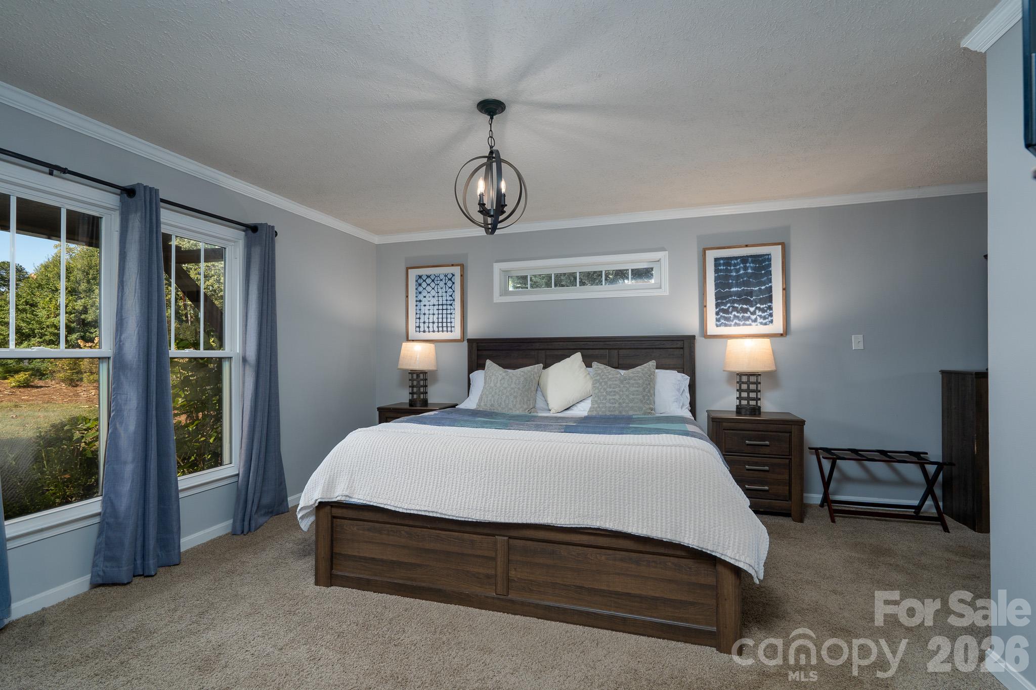9598 Riviera Drive Property Photo 21