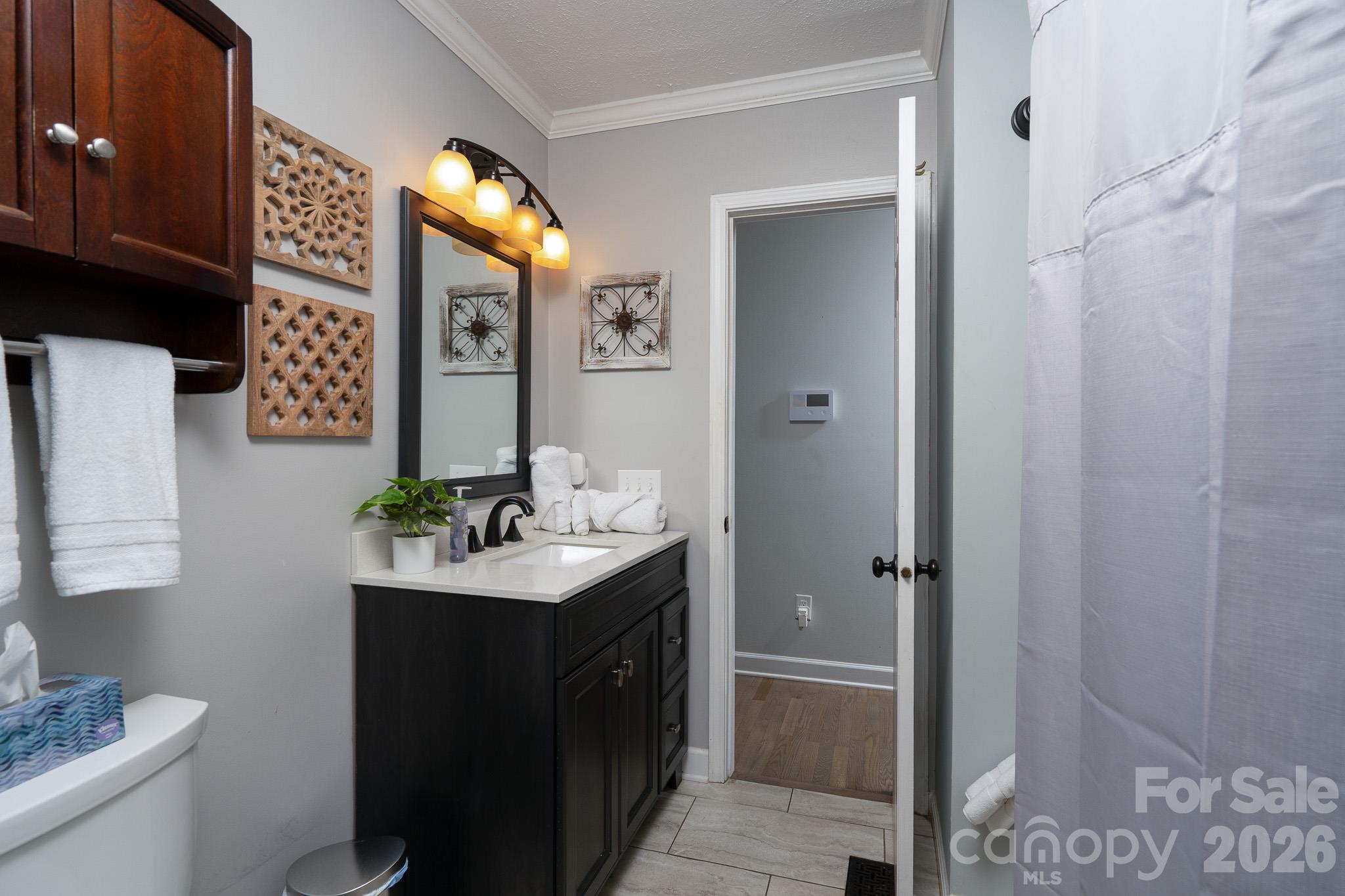 9598 Riviera Drive Property Photo 25