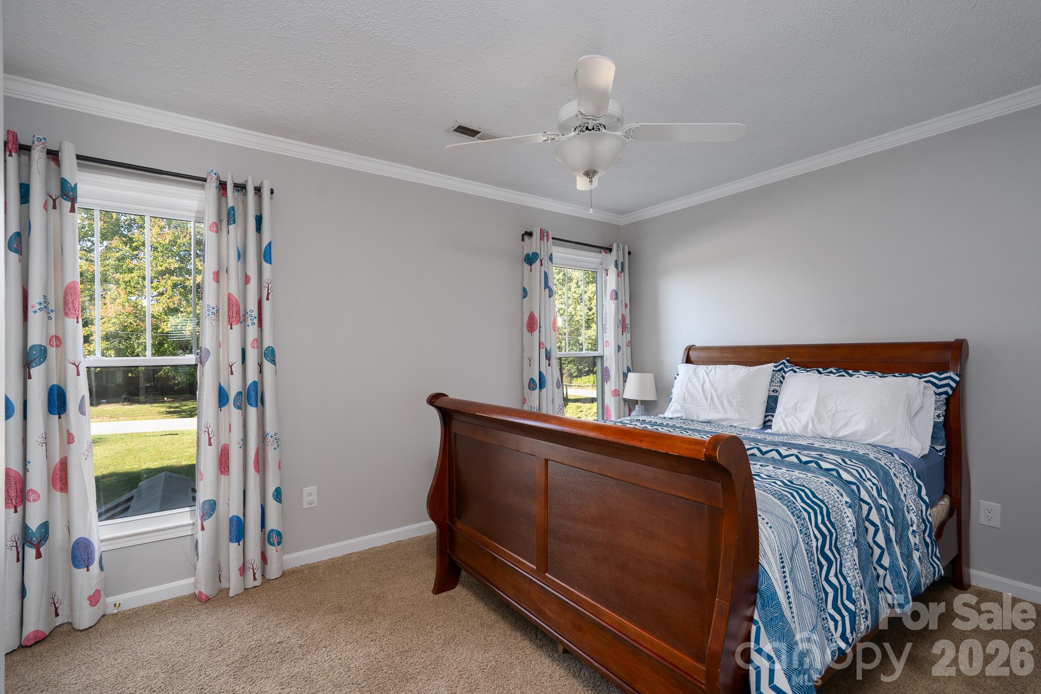 9598 Riviera Drive Property Photo 29