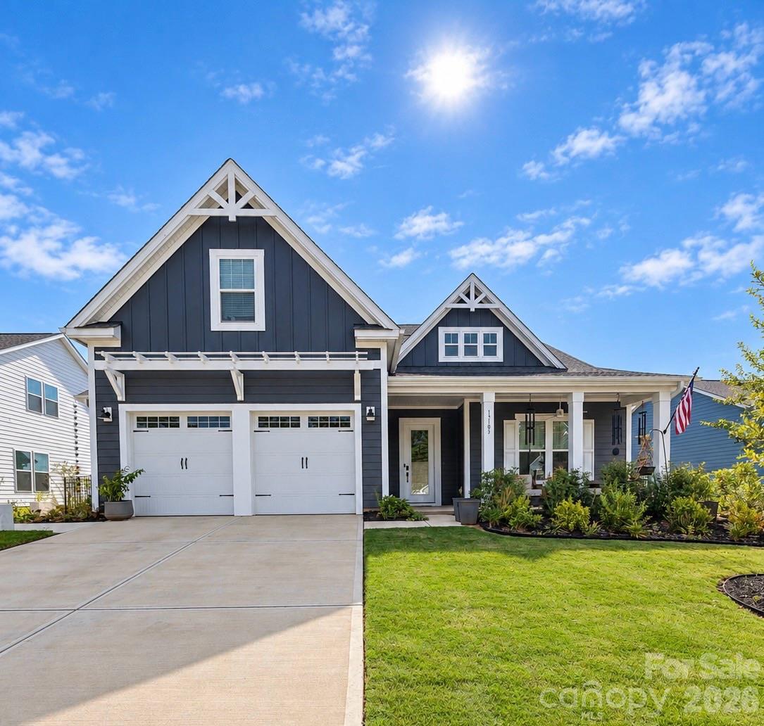 13103 Arnold Palmer Circle Property Photo 1