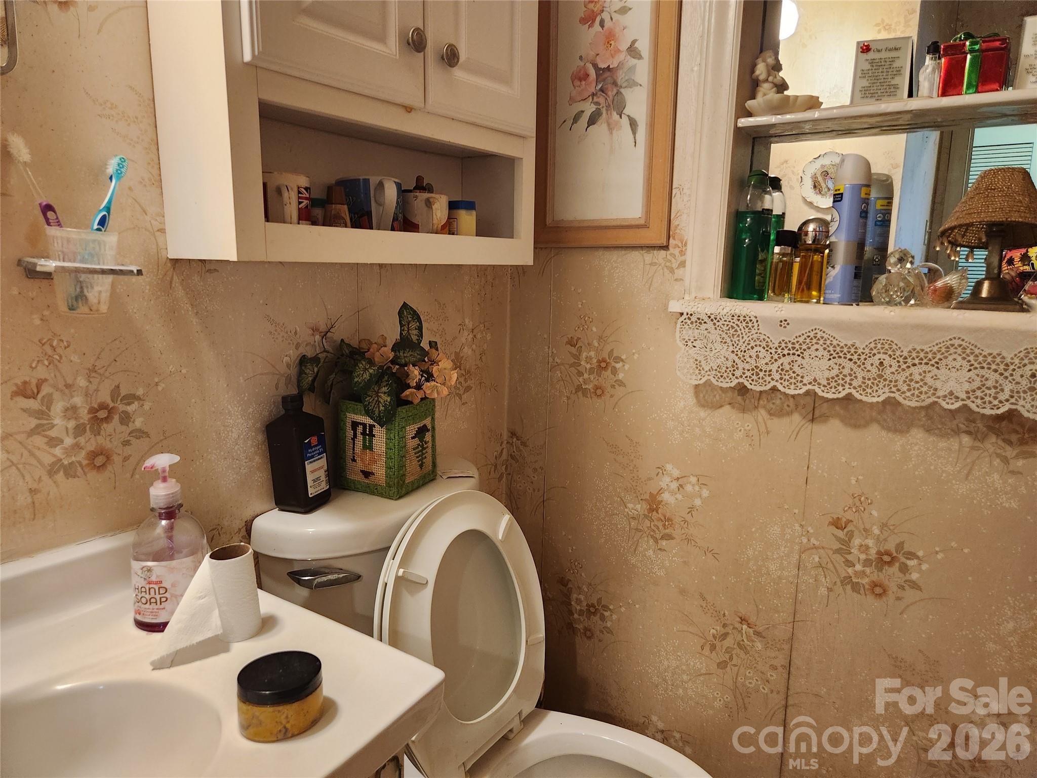 3012 Burbank Drive Property Photo 8