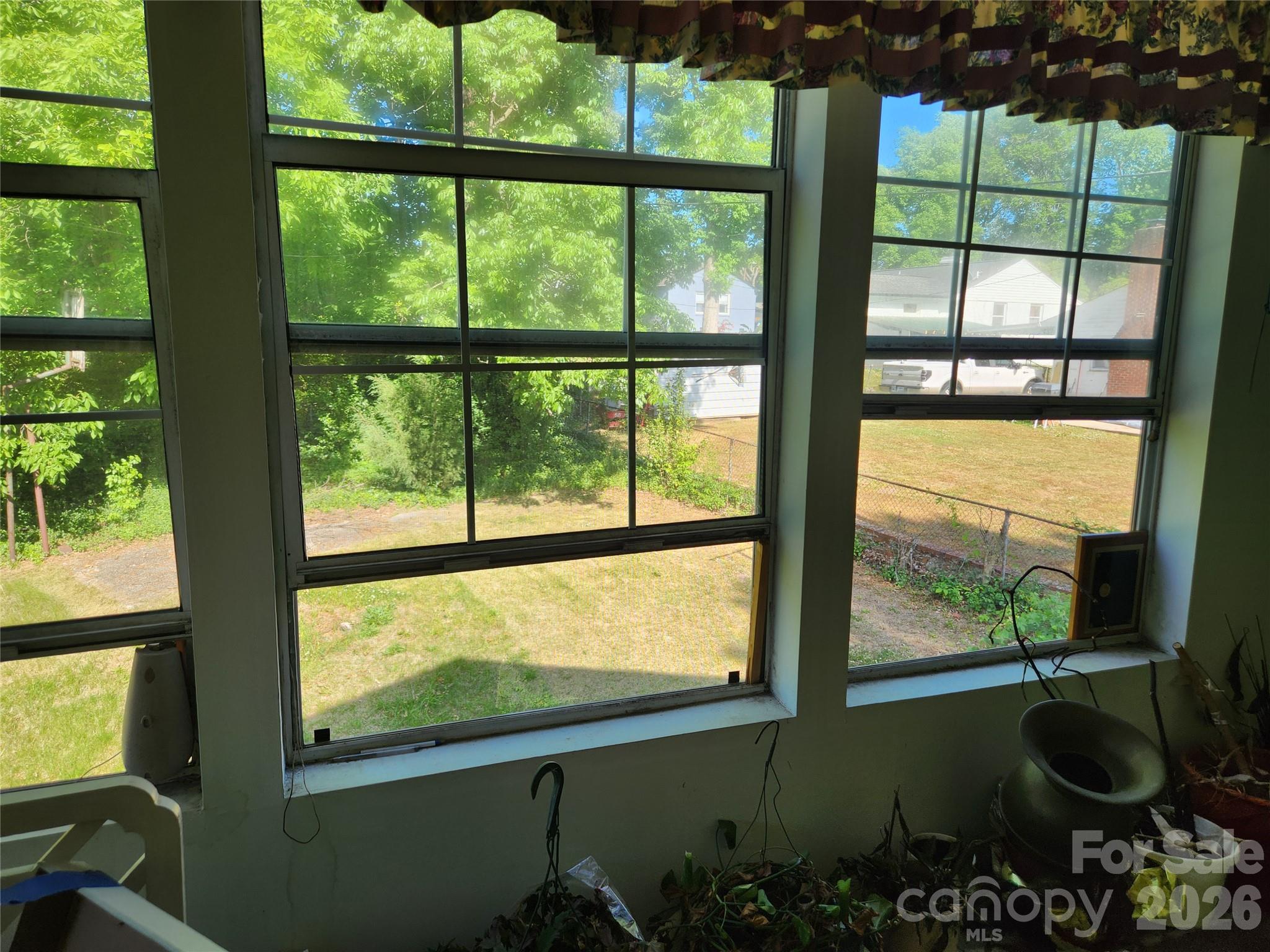 3012 Burbank Drive Property Photo 12