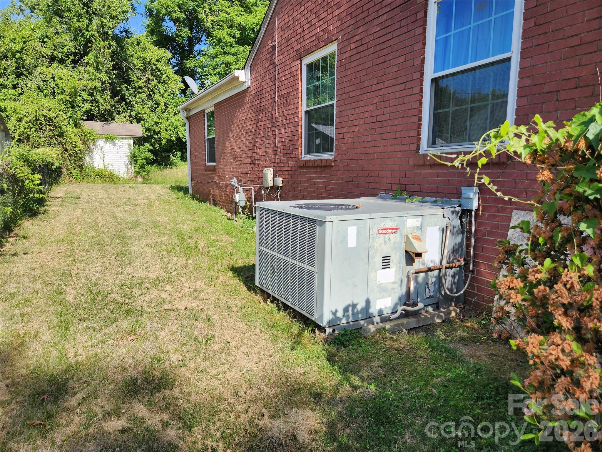 3012 Burbank Drive Property Photo 14