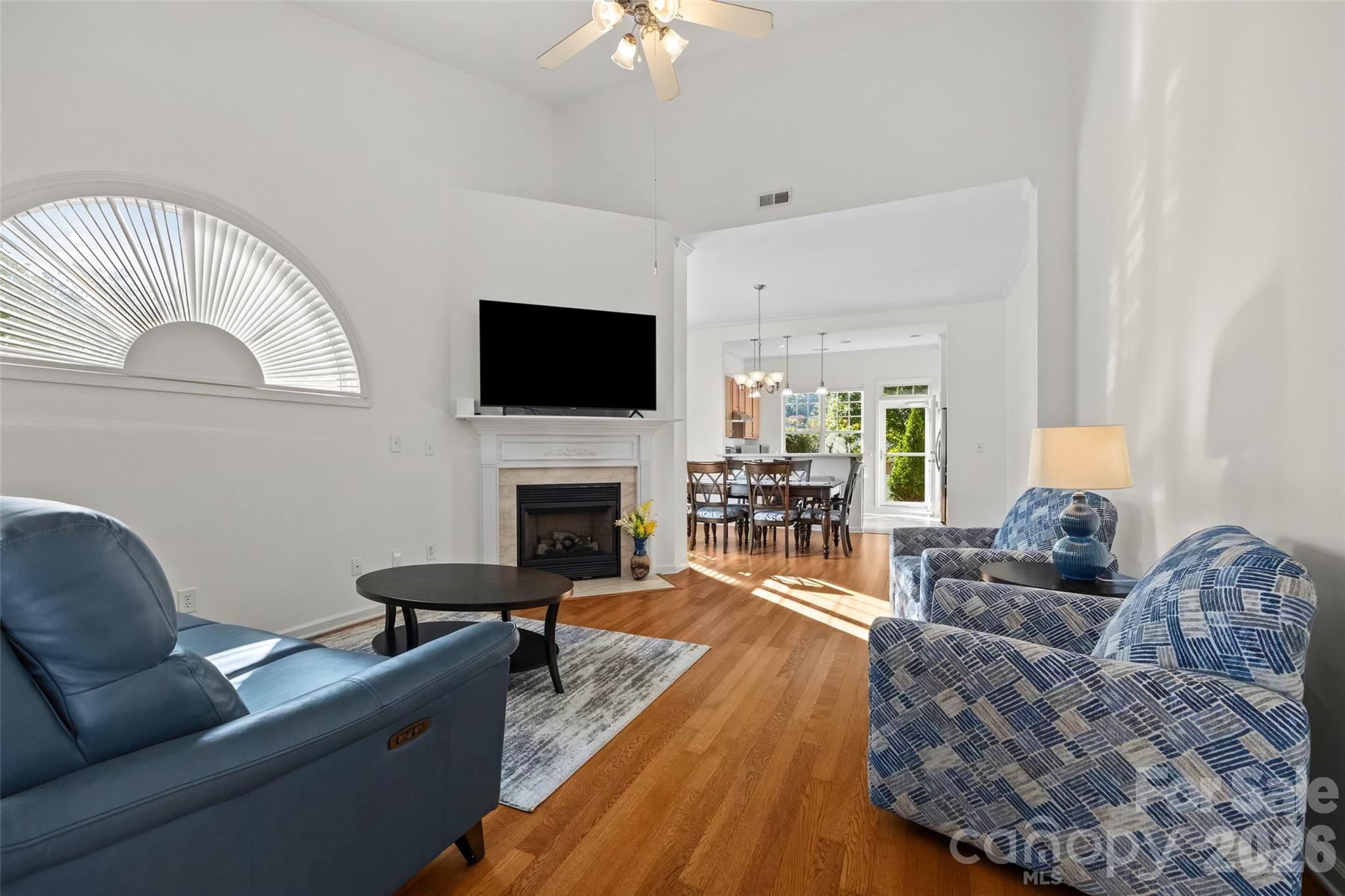 551 Pine Links Drive Property Photo 5