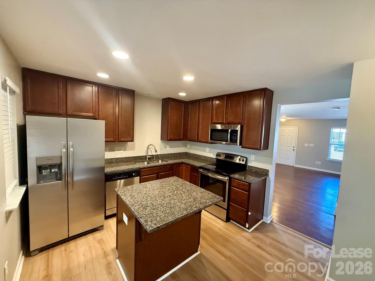 10162 Ballyclare Court Property Photo 7