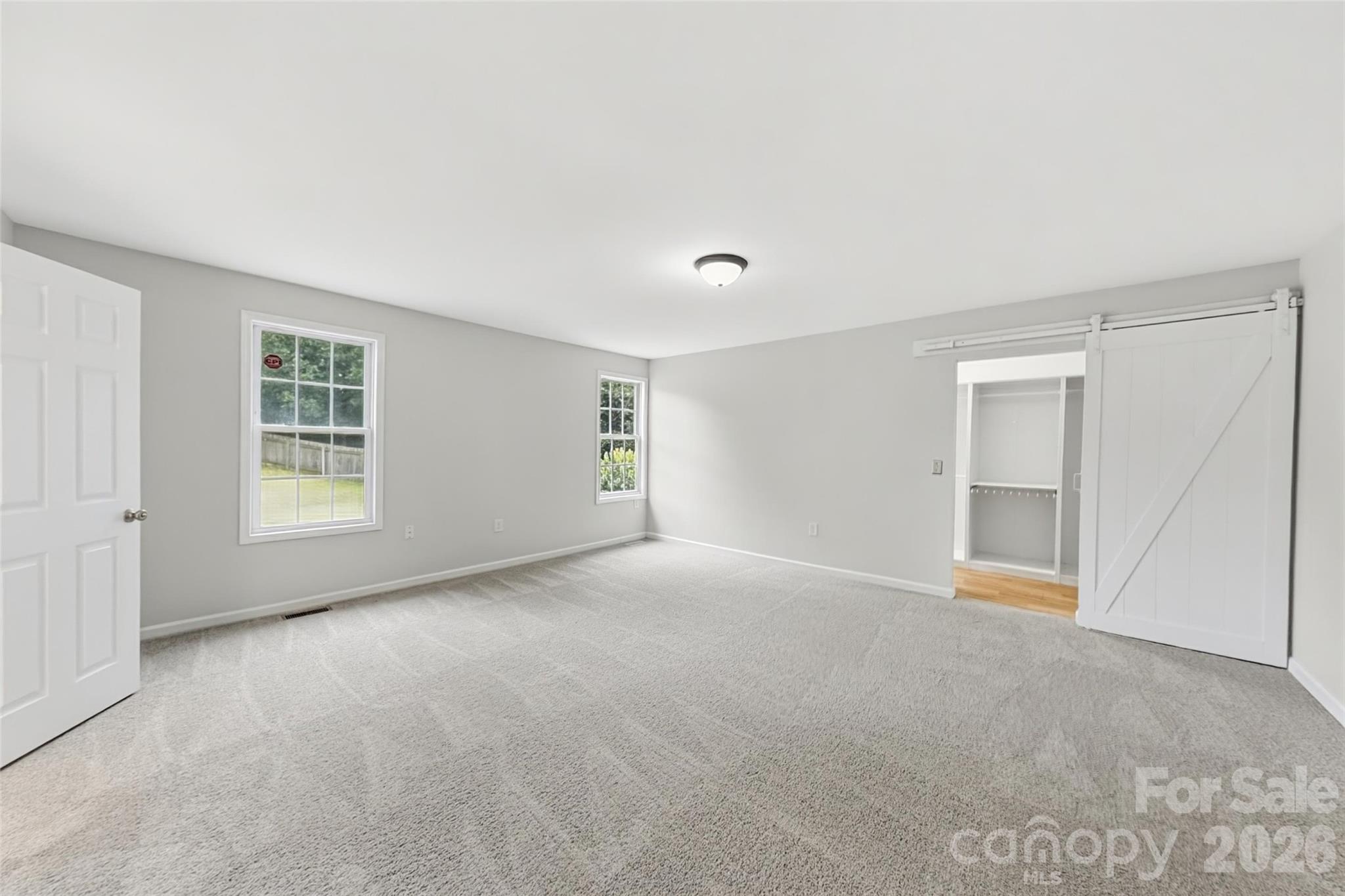 192 Olympia Drive Property Photo 11