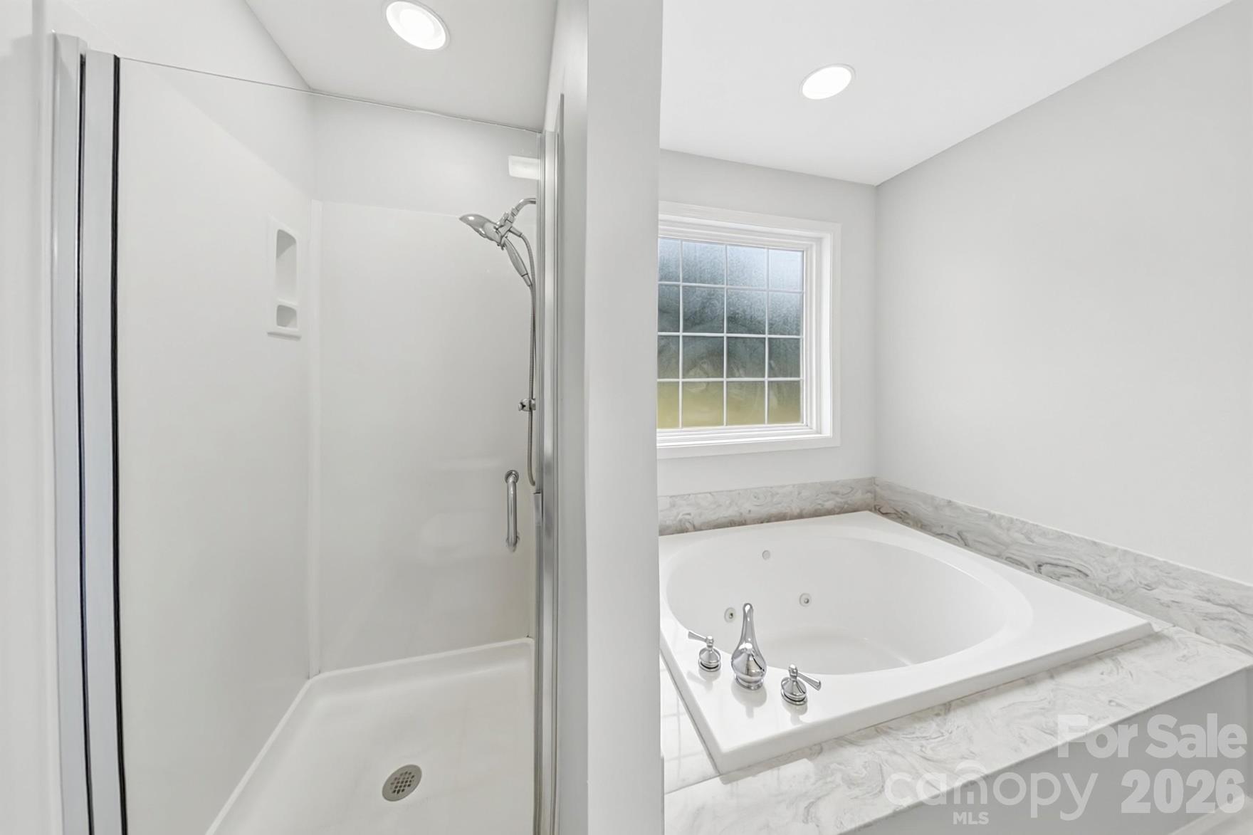 192 Olympia Drive Property Photo 14