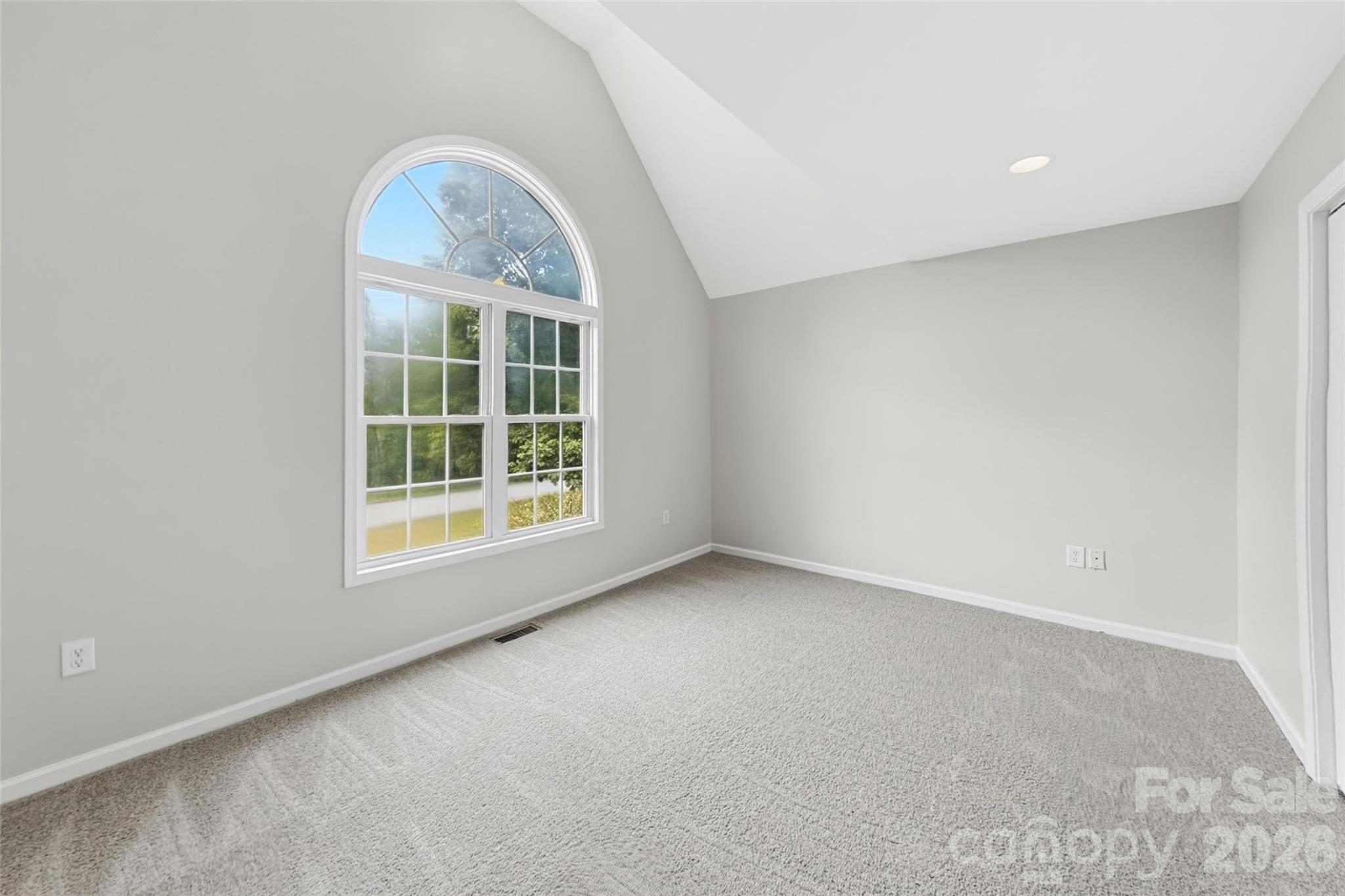 192 Olympia Drive Property Photo 15