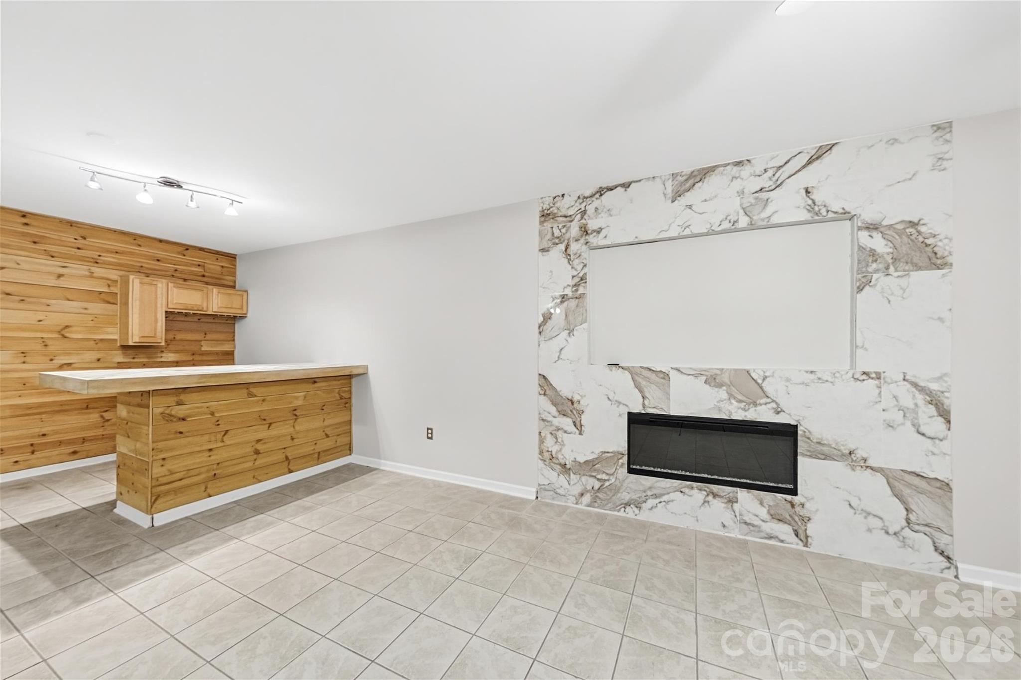 192 Olympia Drive Property Photo 22